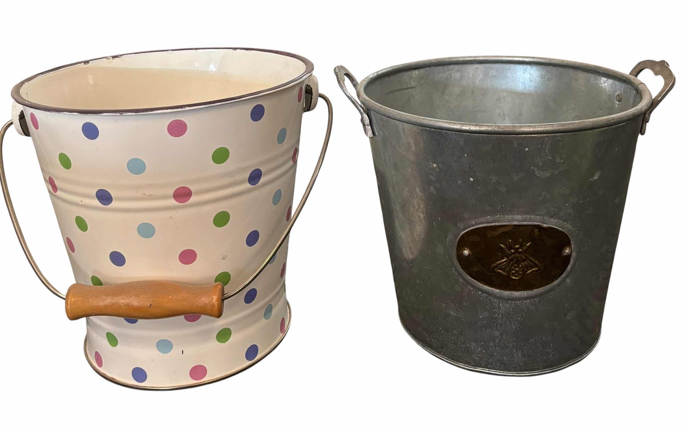 Photo 1 of METAL BUCKETS (4) (TALLEST H9”)