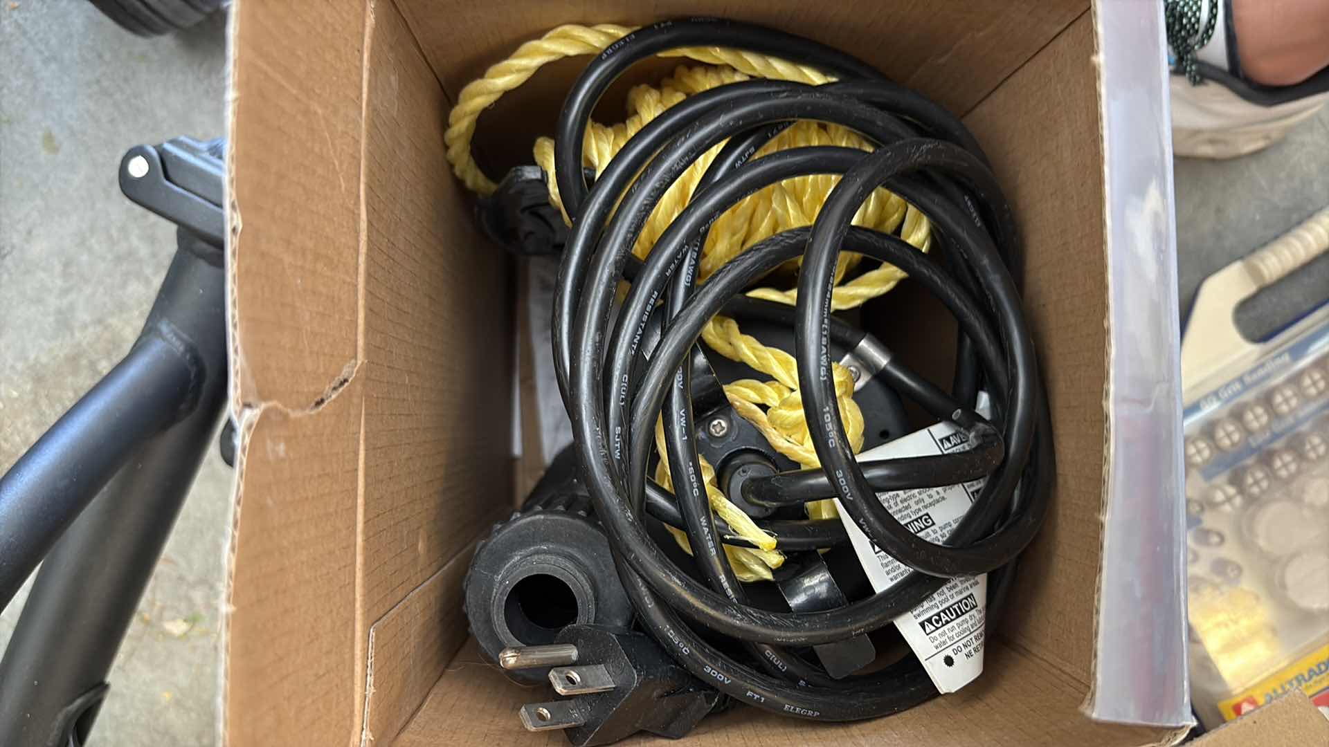 Photo 1 of SUPERIOR PUMP UTILITY PUMP 1/4HP IN ORIGINAL BOX