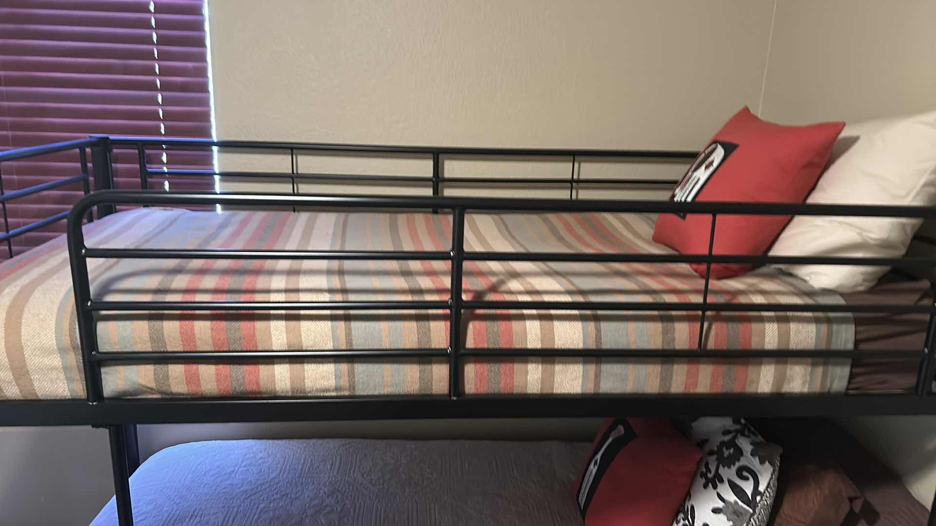 View 5 of LIVAVEGA BLACK METAL TWIN-OVER-TWIN BUNK BED W  FULL-LENGTH GUARDRAILS  INTEGRATED LADDER W BEDDING  2 MATTRESSES 78“ x 41 1/2“ x H67 1/2“
