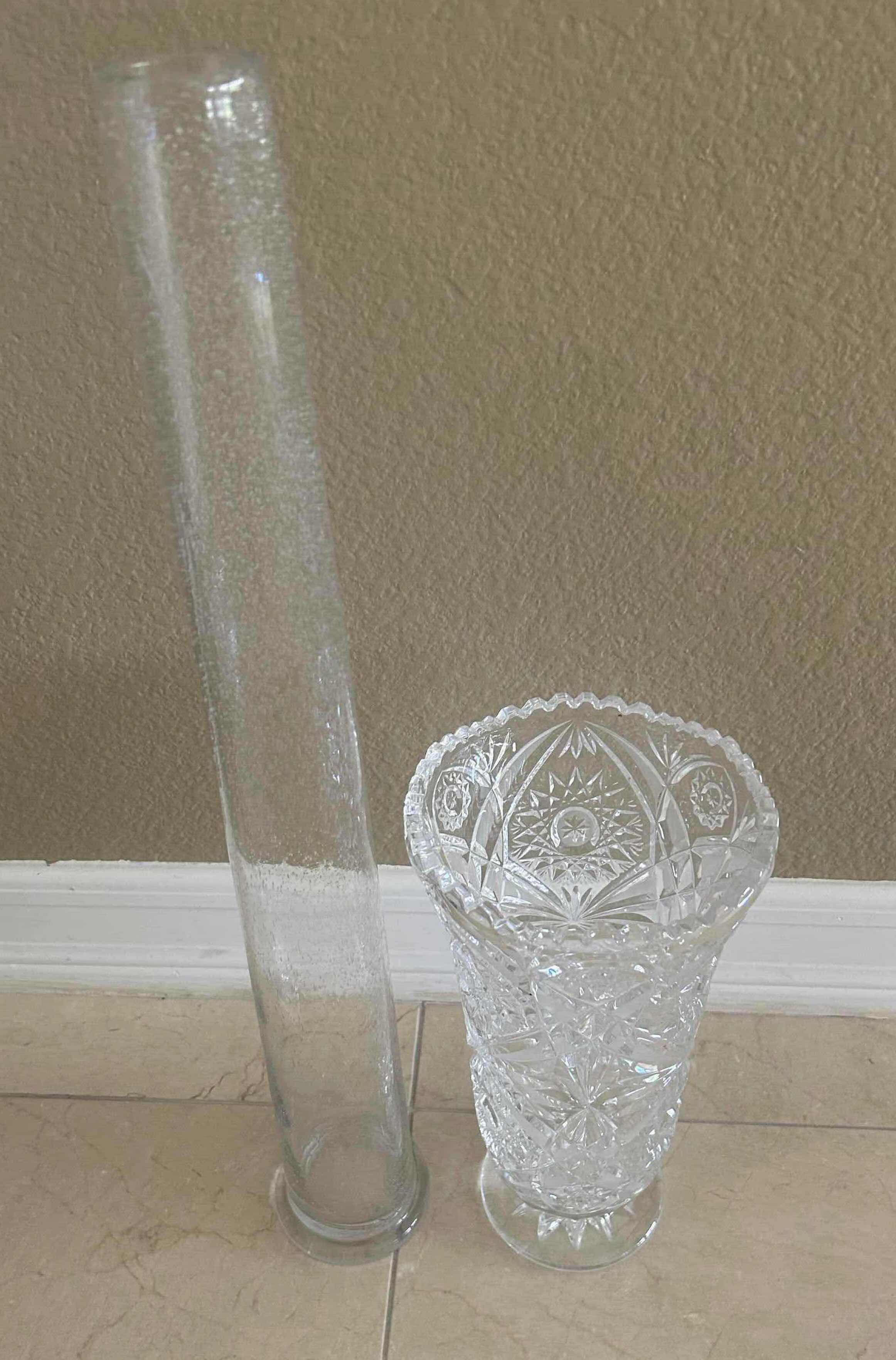 Photo 1 of 2- GLASS VASE H 24"