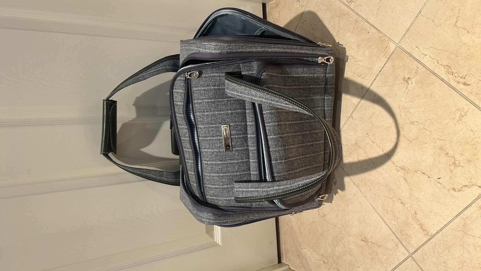 Photo 1 of LONDON FOG BELVEDERE UNDER-SEAT BAG