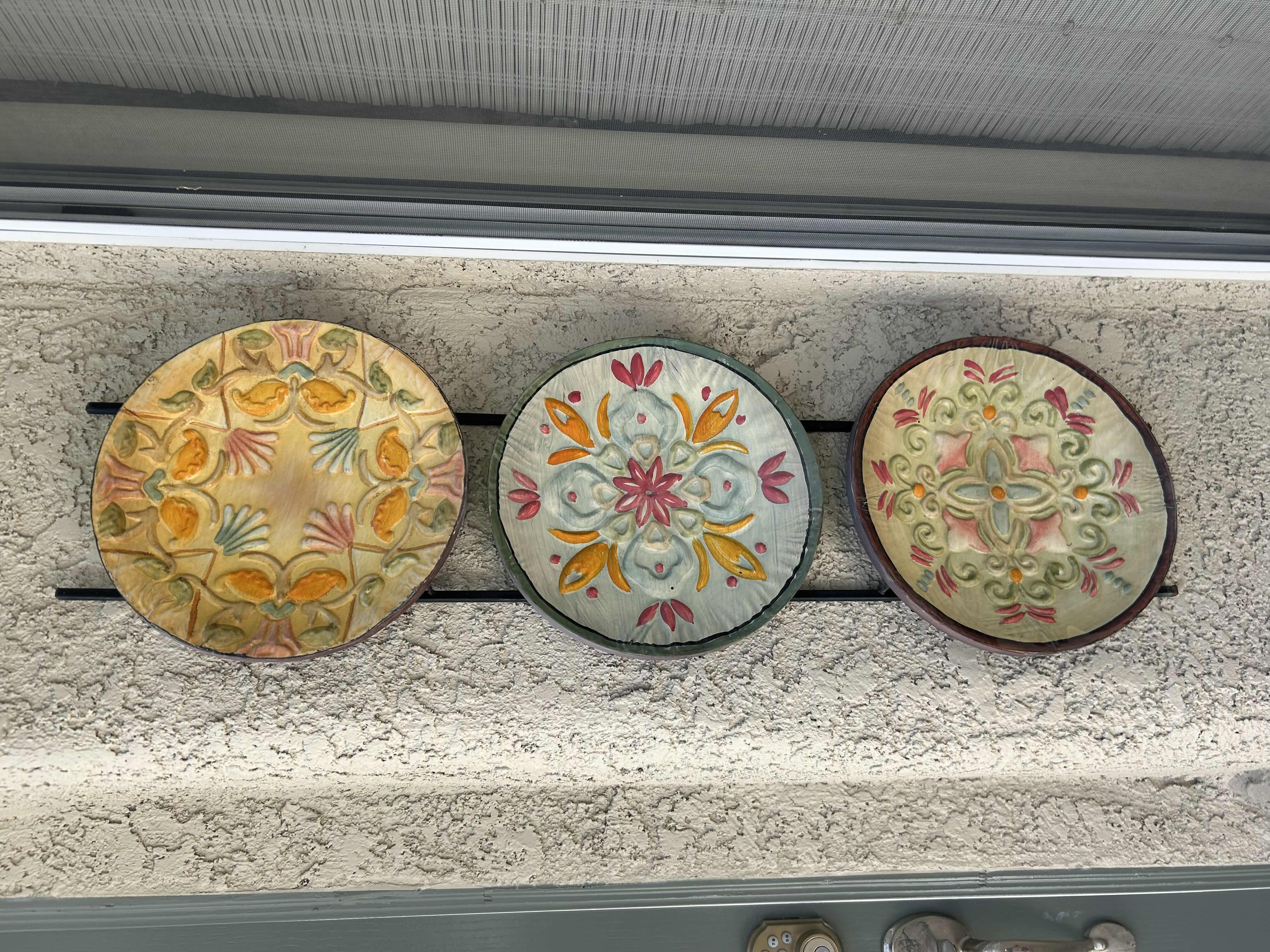 Photo 1 of RUSTIC DECOR STEALS EASTER EGG WREATH w 14" X 20" & 3 COLORFUL EMBOSSED METAL PLATES ON A VERTICAL BLACK METAL WALL HOLDER 35"