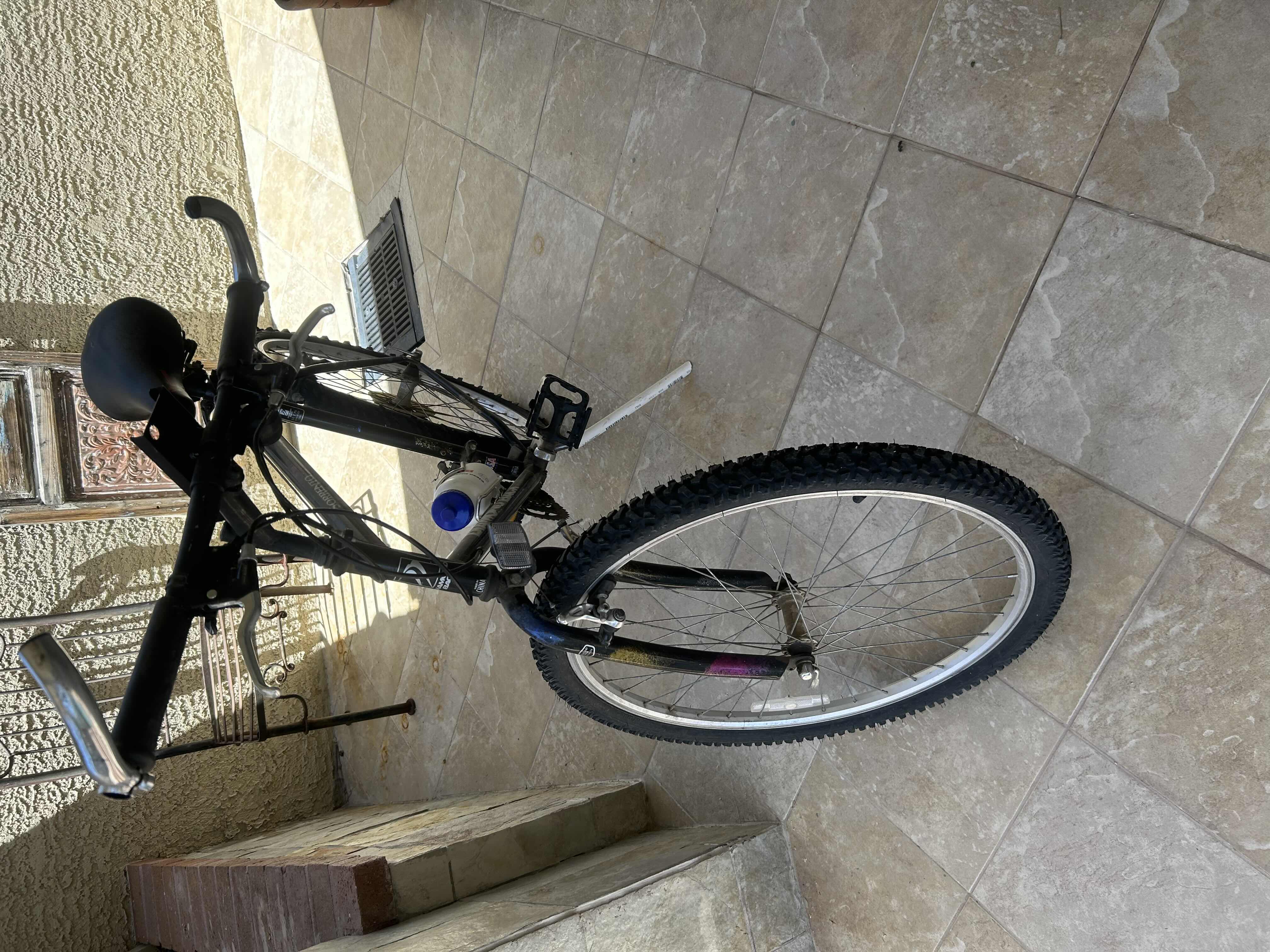 Photo 1 of DIAMONDBACK SORRENTO CLASSIC MOUNTAIN BIKE W  26" WHEELS
