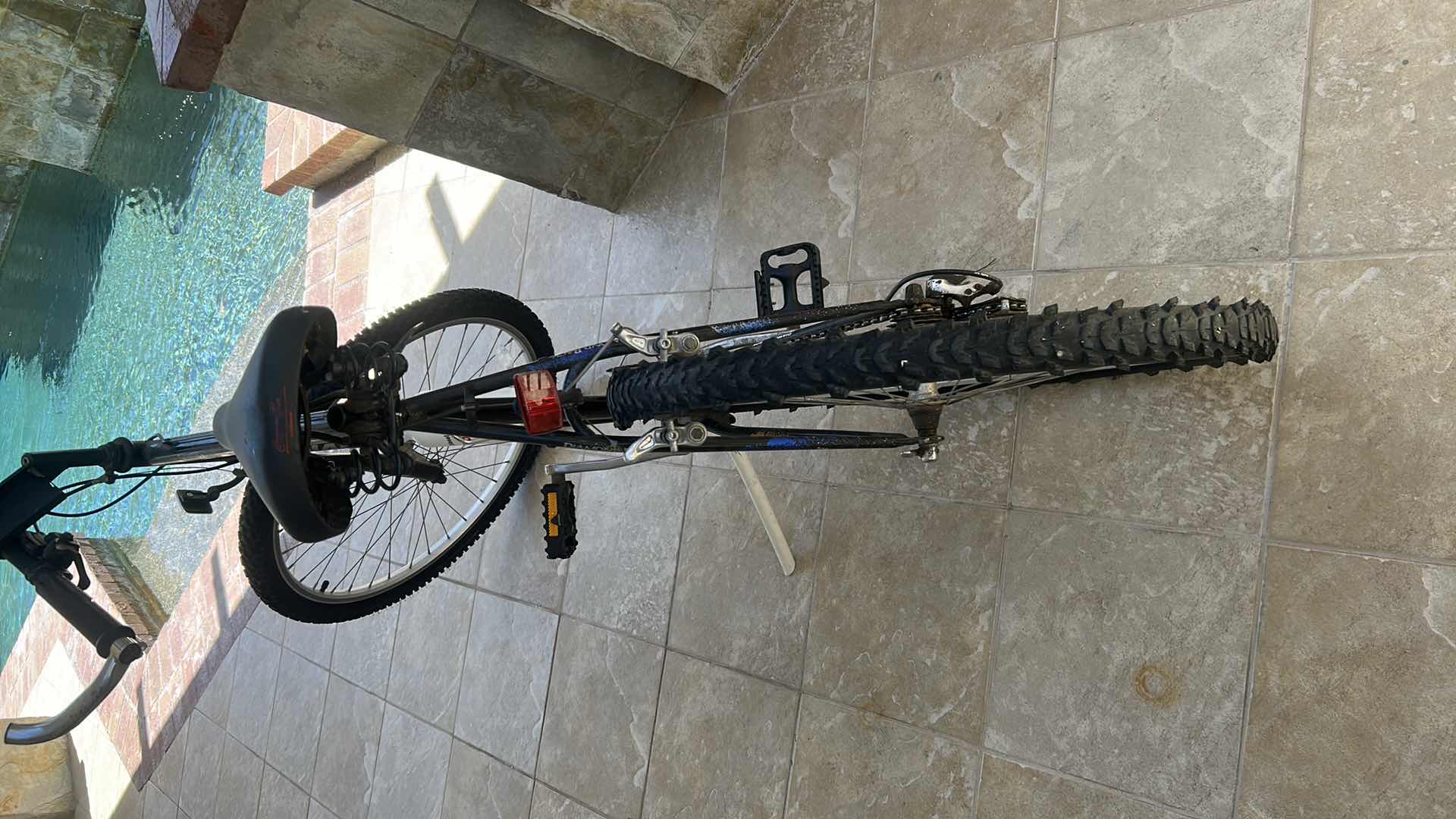 Photo 1 of DIAMONDBACK SORRENTO CLASSIC MOUNTAIN BIKE W  26" WHEELS