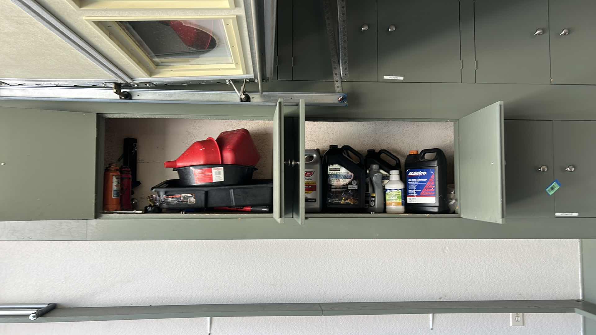 Photo 1 of AUTOMOTIVE ITEMS