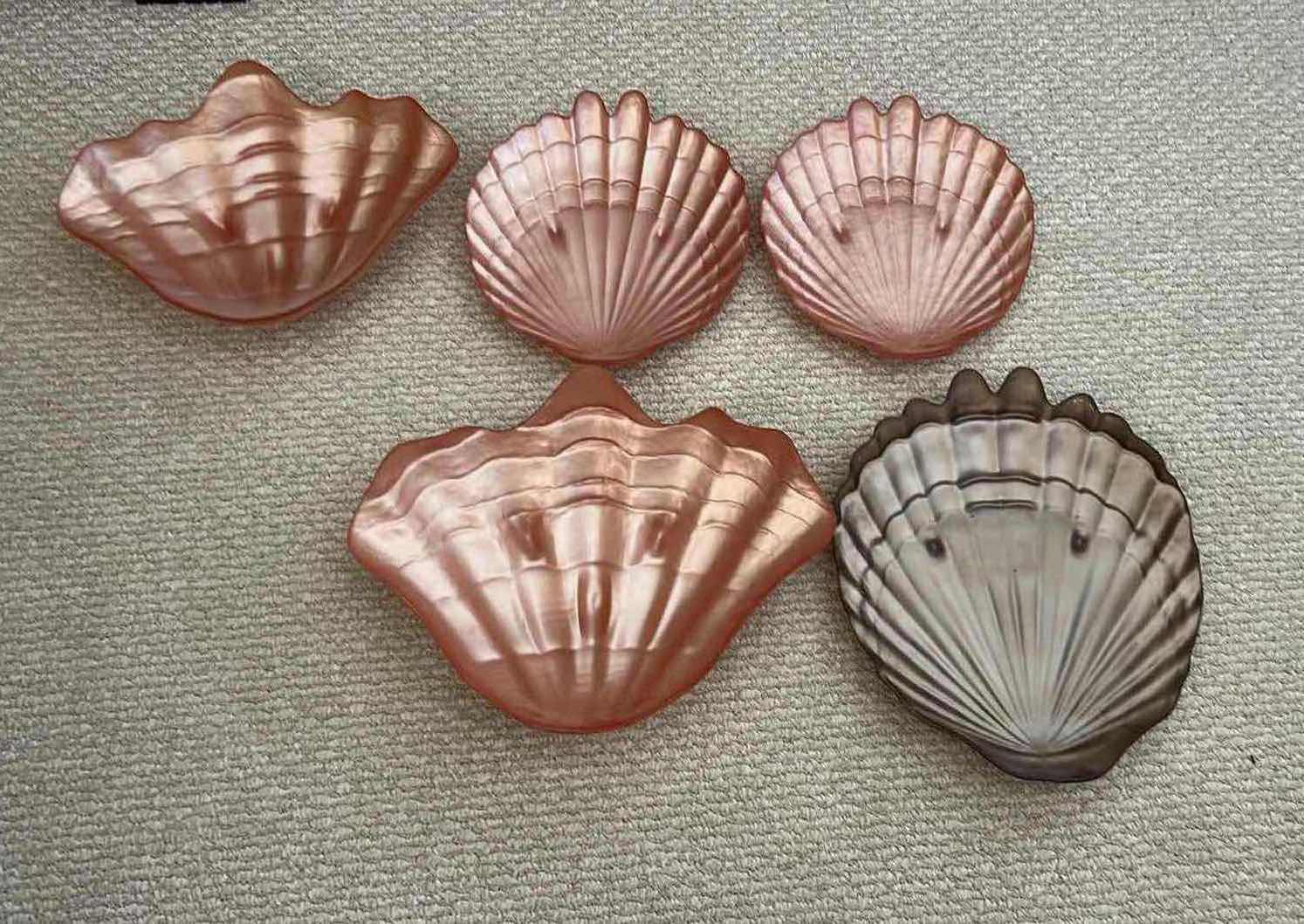 Photo 1 of 5 GLASS SHELL SHAPED PEACHY PINK DECORATIVE PLATES