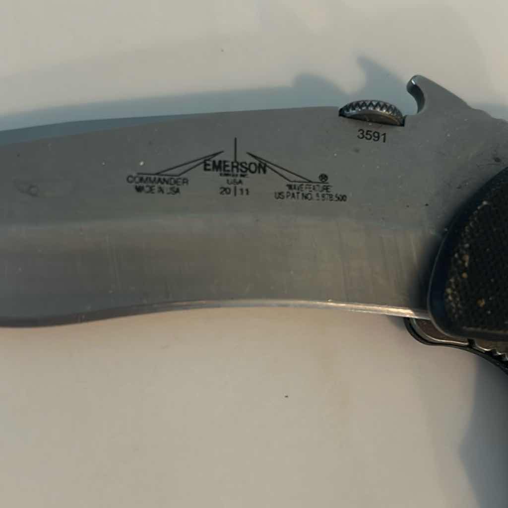 Photo 1 of EMERSON COMMANDER SERIES WAVE SHAPE FEATURE FOLDING KNIFE
