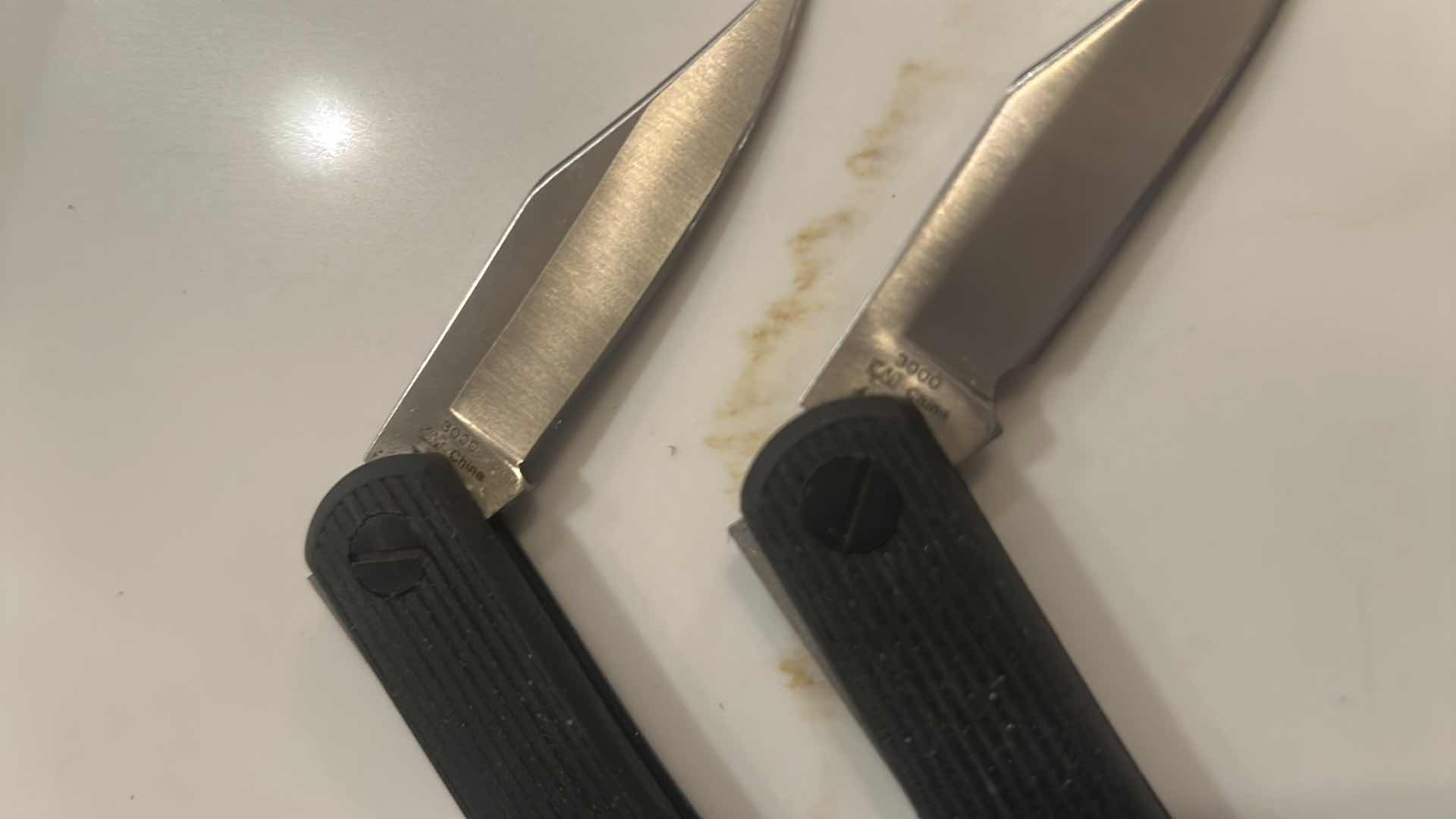 Photo 1 of 4- BLACK FOLDING KNIVES 2 GERBER 3 KERSHAW