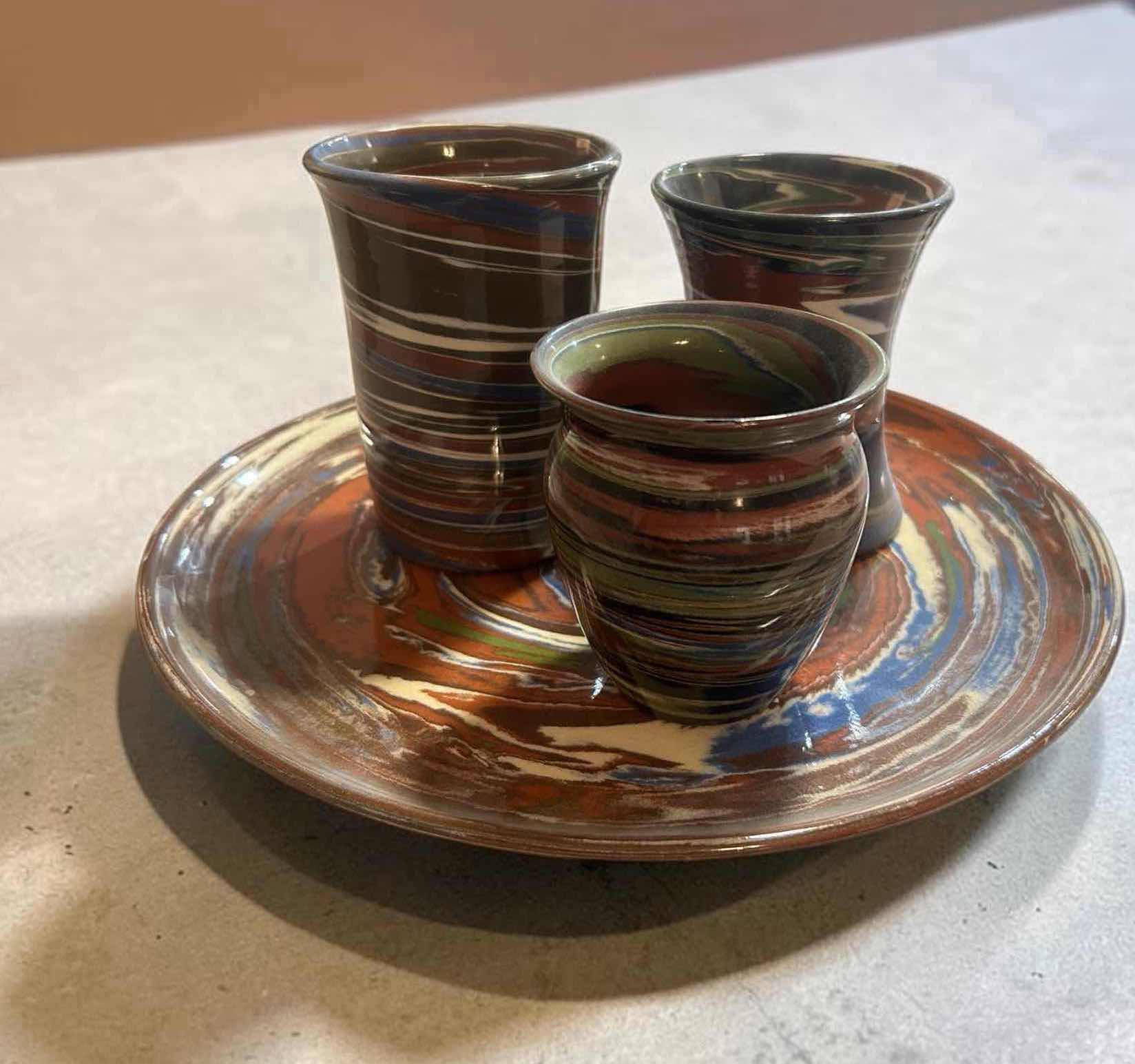Photo 1 of DESERT SANDS POTTERY MULTI PC SET