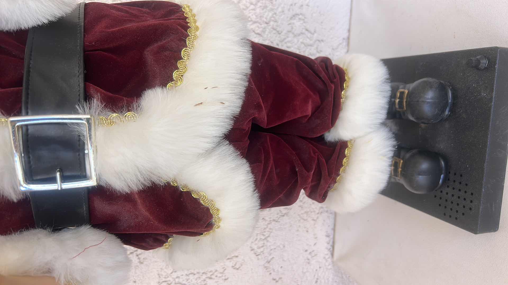 Photo 1 of SANTA CLAUS DECOR H30”