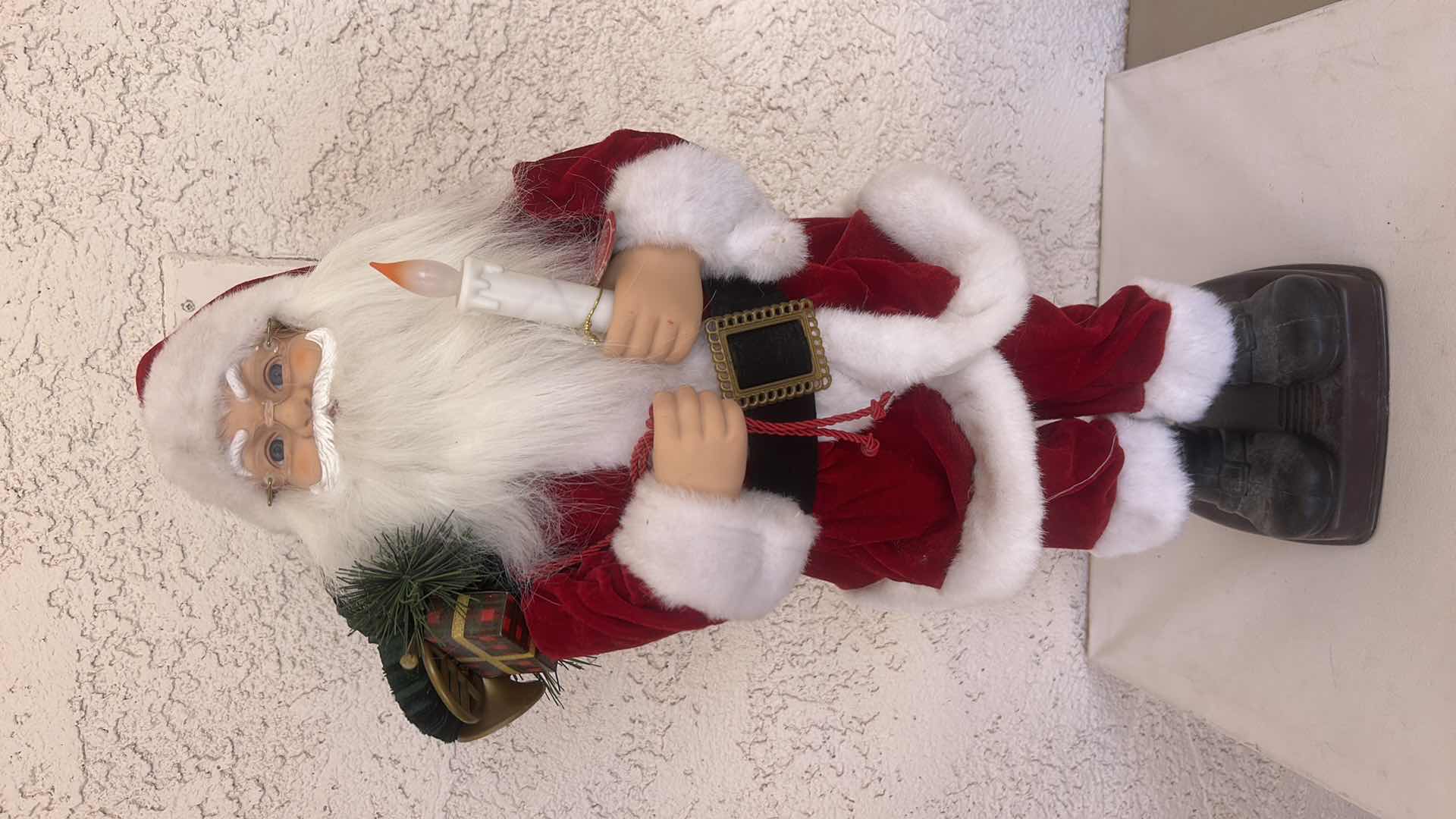 Photo 1 of SANTA CLAUS DECOR H29”