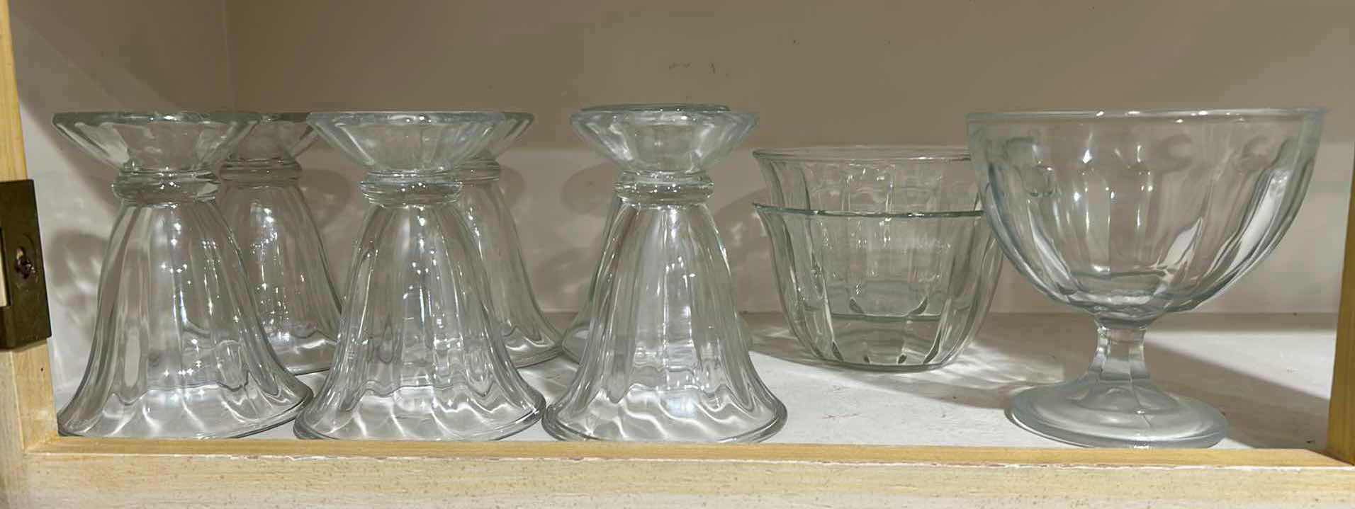 Photo 1 of CONTENTS OF SHELF 9 FOOTED DESSERTS BOWLS