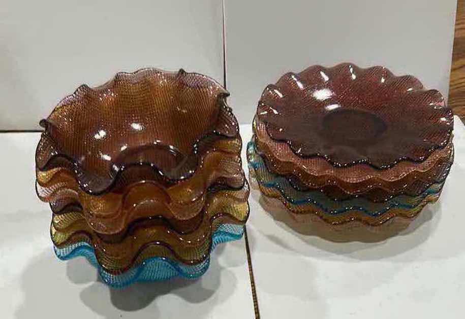Photo 1 of VINTAGE ITALIAN COLONY WAFFLE PATTERN PRESSED GLASS DESSERT BOWLS MATCHING PLATES  (7)