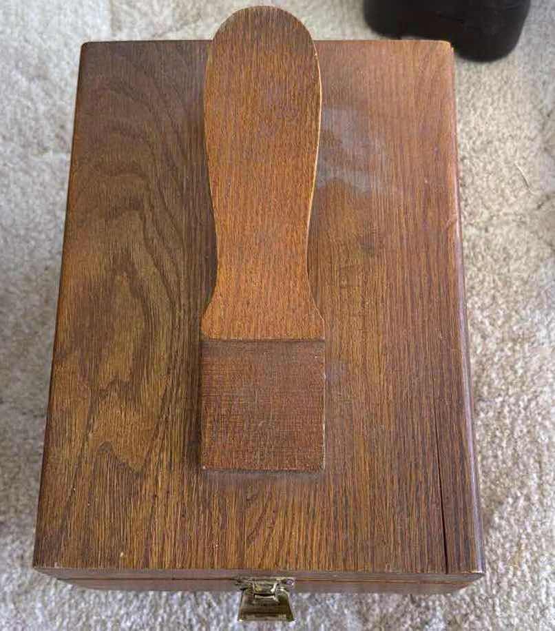 Photo 1 of VINTAGE WOODEN SHOE SHINE STATION W/ POLISH