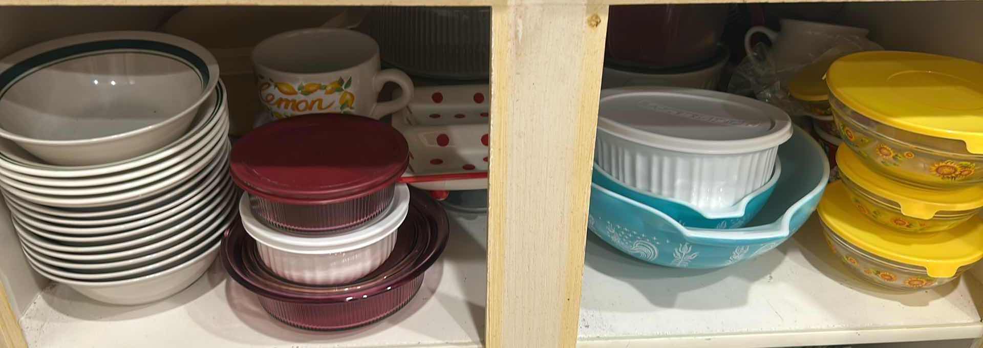 Photo 1 of CONTENTS OF SHELF PYREX ASSORTED BOWLS