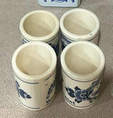 Photo 1 of VINTAGE HOLLAND BOTTLE 4 SHOT GLASSES