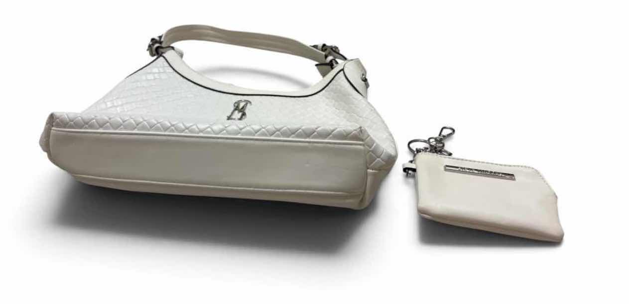 Photo 1 of 2-PCS STEVE MADDEN WHITE WOVEN SHOULDER BAG WITH MATCHING ZIP POUCH 13.5”X7” $55