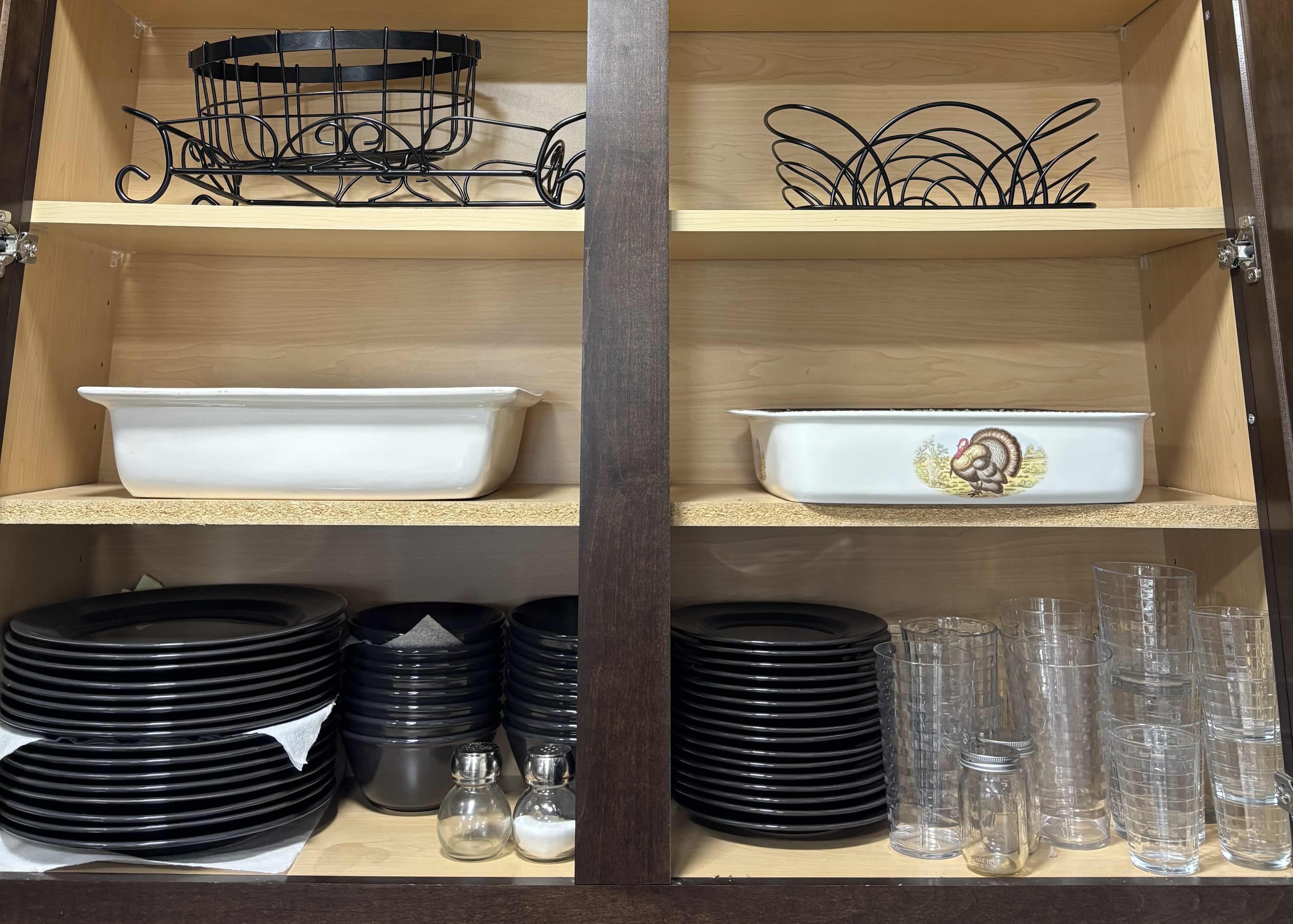 Photo 1 of CONTENTS OF KITCHEN CABINET