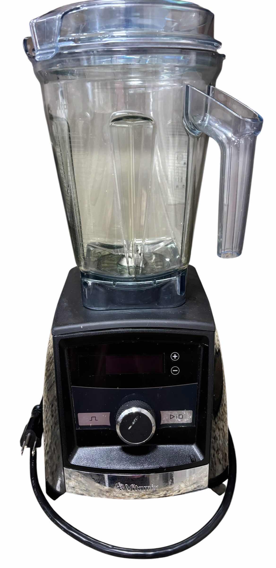Photo 1 of VITAMIX A3300 ASCENT SERIES SMART BLENDER WITH RECIPE BOOK $650