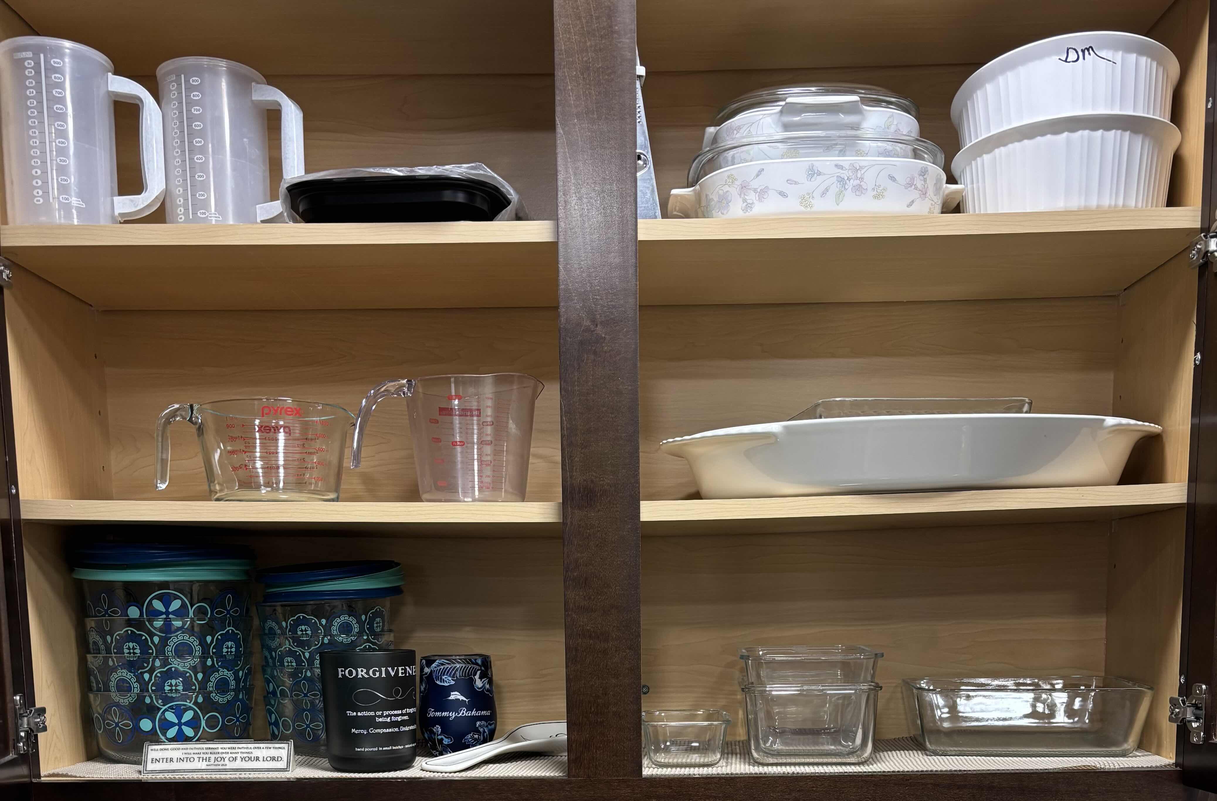 Photo 1 of CONTENTS OF KITCHEN CABINET