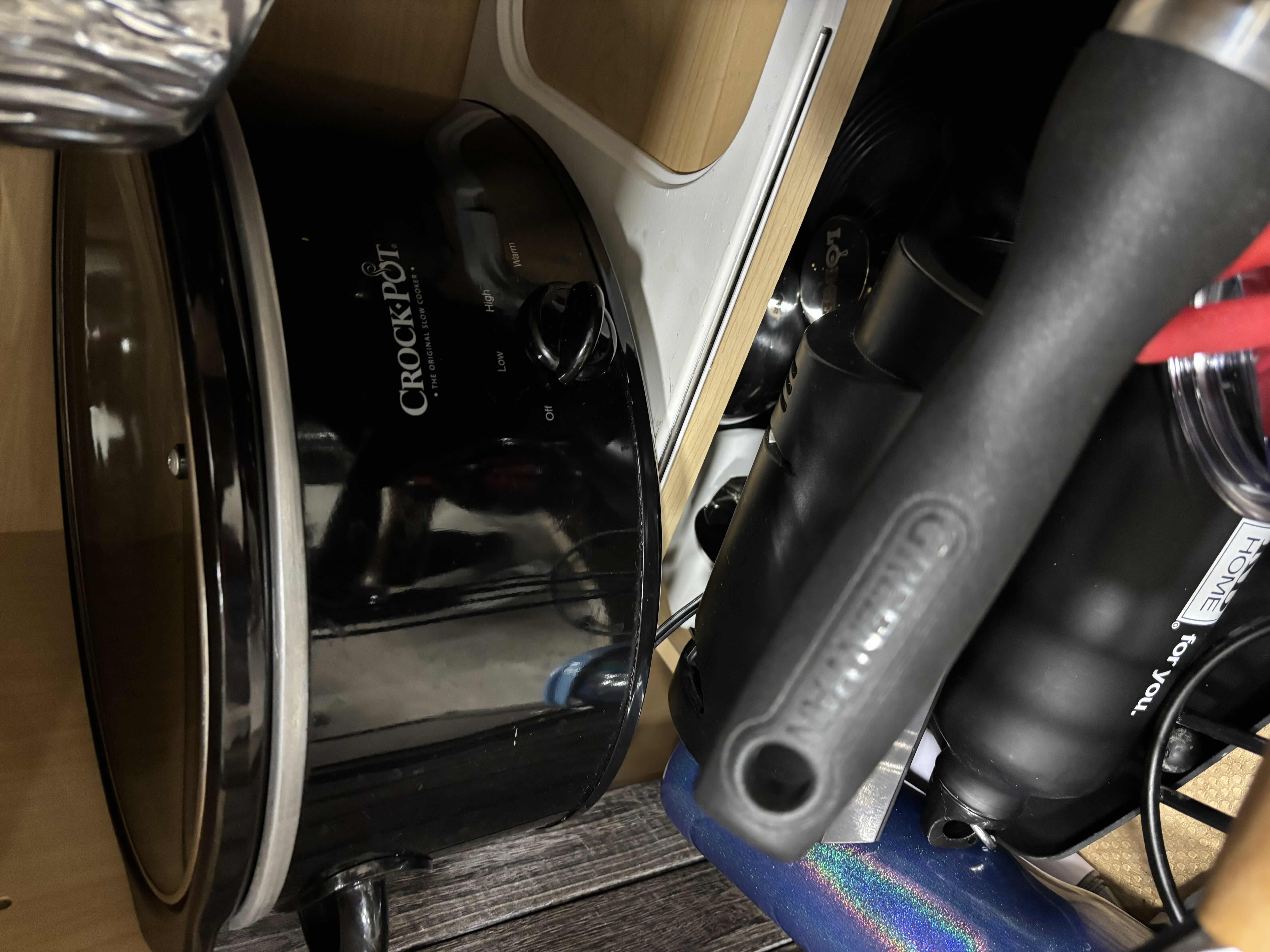 Photo 1 of CONTENTS OF KITCHEN CABINET