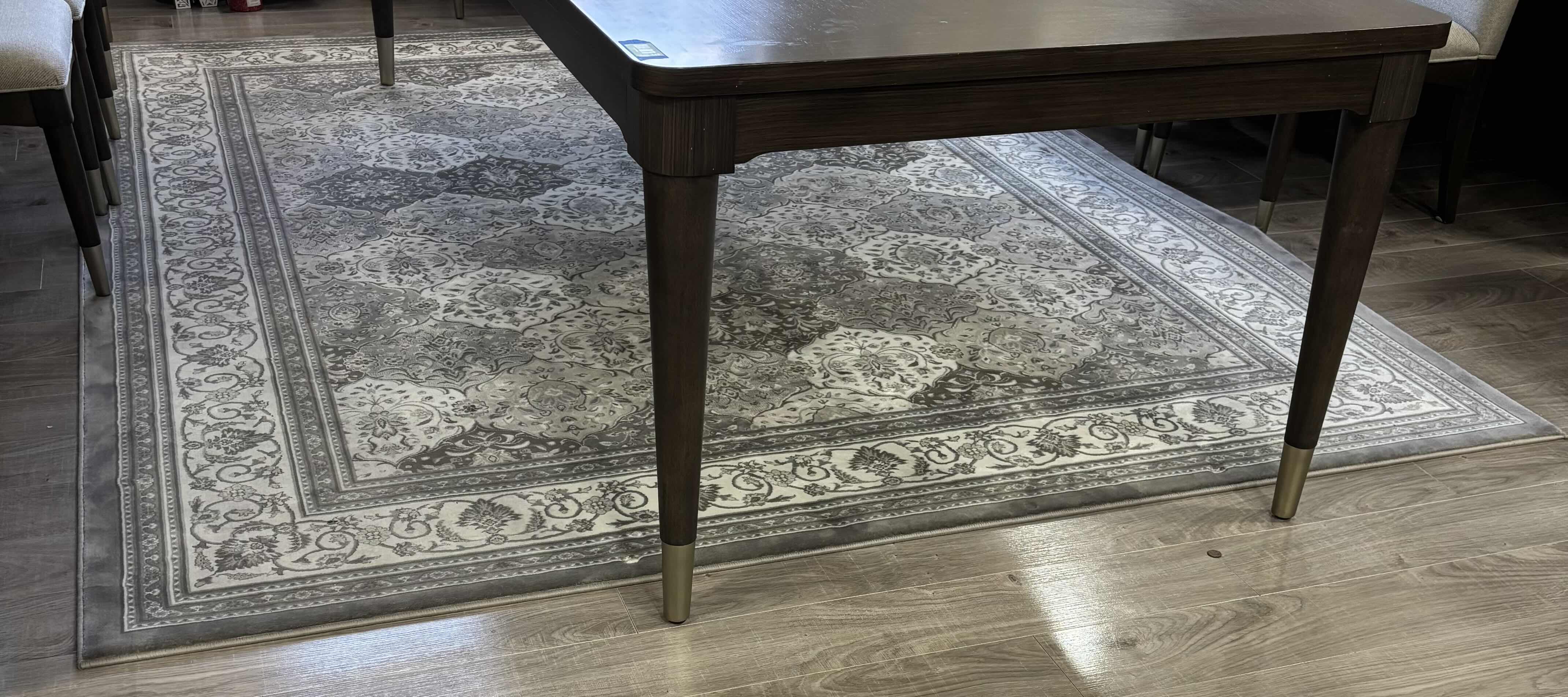 Photo 1 of THOMASVILLE TIMELESS CLASSIC AREA RUG 7’ 10” X 10’ $290