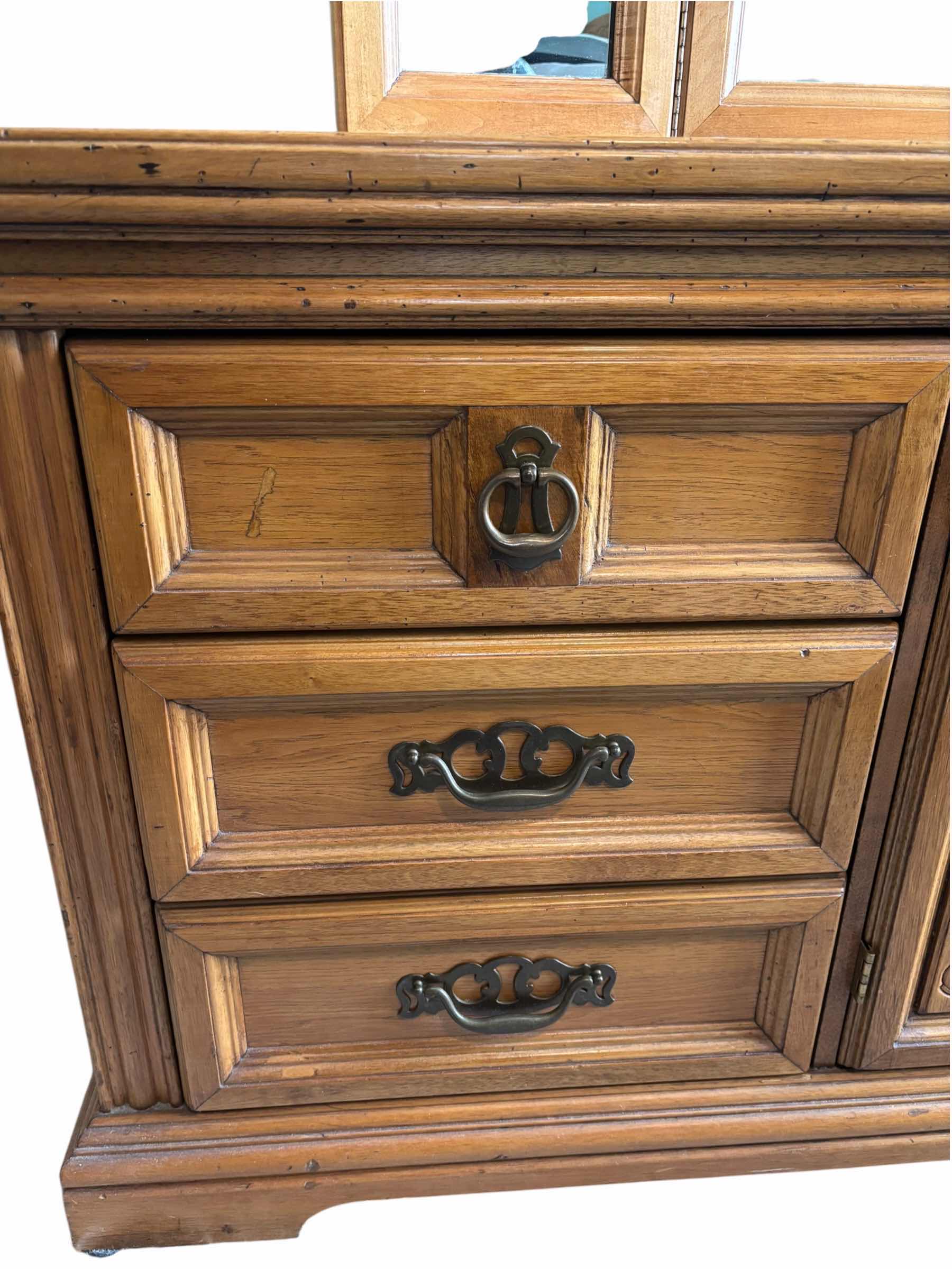 View 3 of VINTAGE OAK TRIPLE DRESSER WITH TRIFOLD MIRROR 70” X 18” X H32”, WITH MIRROR H75”
