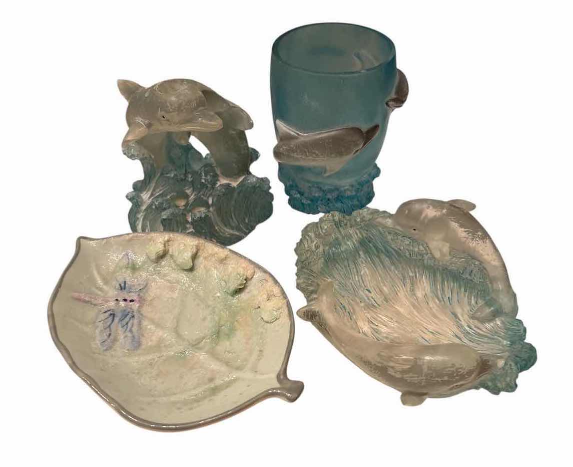 View 3 of 8-PCS FLORAL, BURGUNDY & DOLPHIN THEMED BATHROOM ACCESSORY SETS
