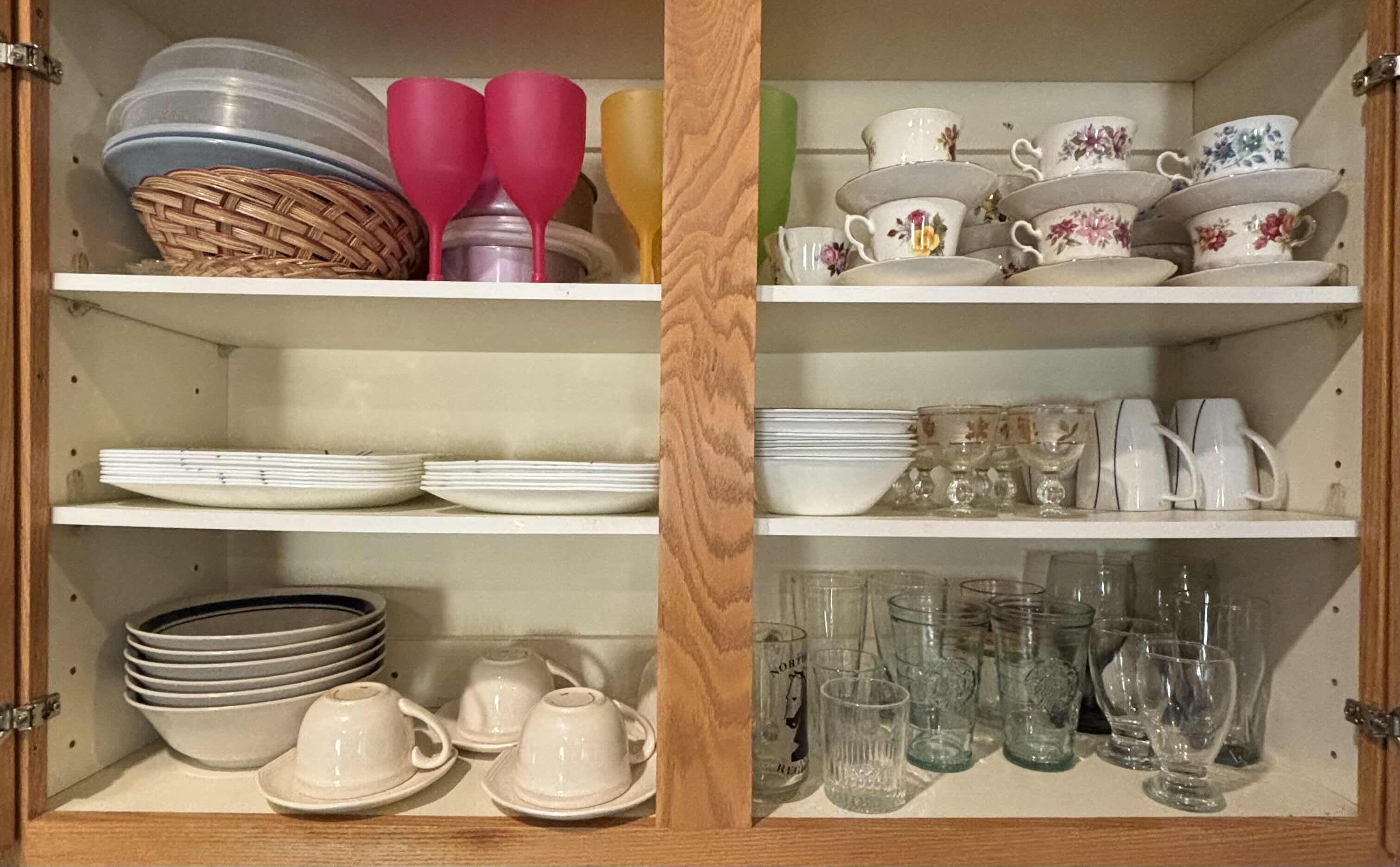 View 1 of CONTENTS OF KITCHEN CABINET