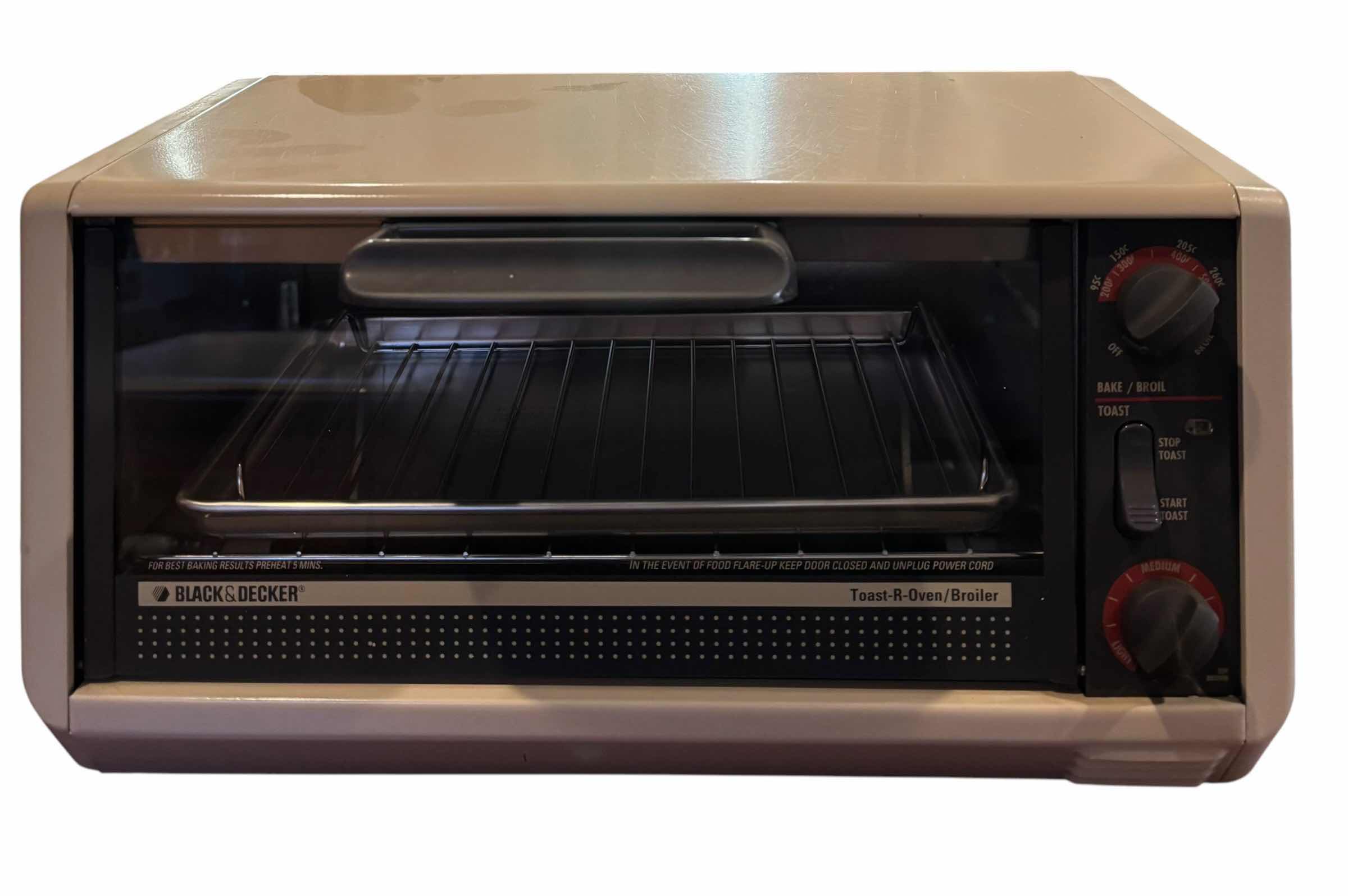 View 1 of BLACK & DECKER TOAST-R-OVEN/BROILER