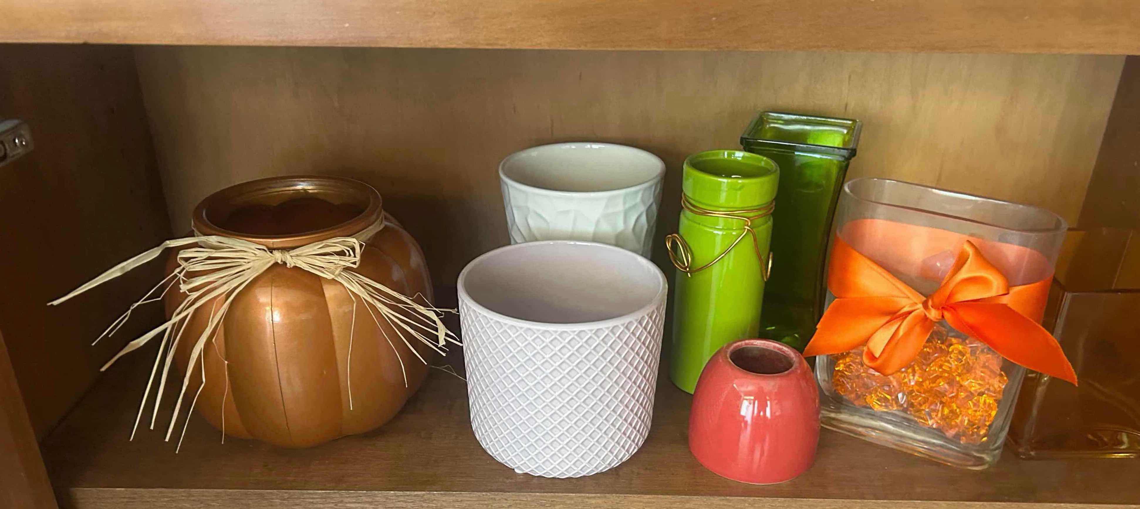 Photo 1 of CONTENTS OF SHELF COLORED VASES