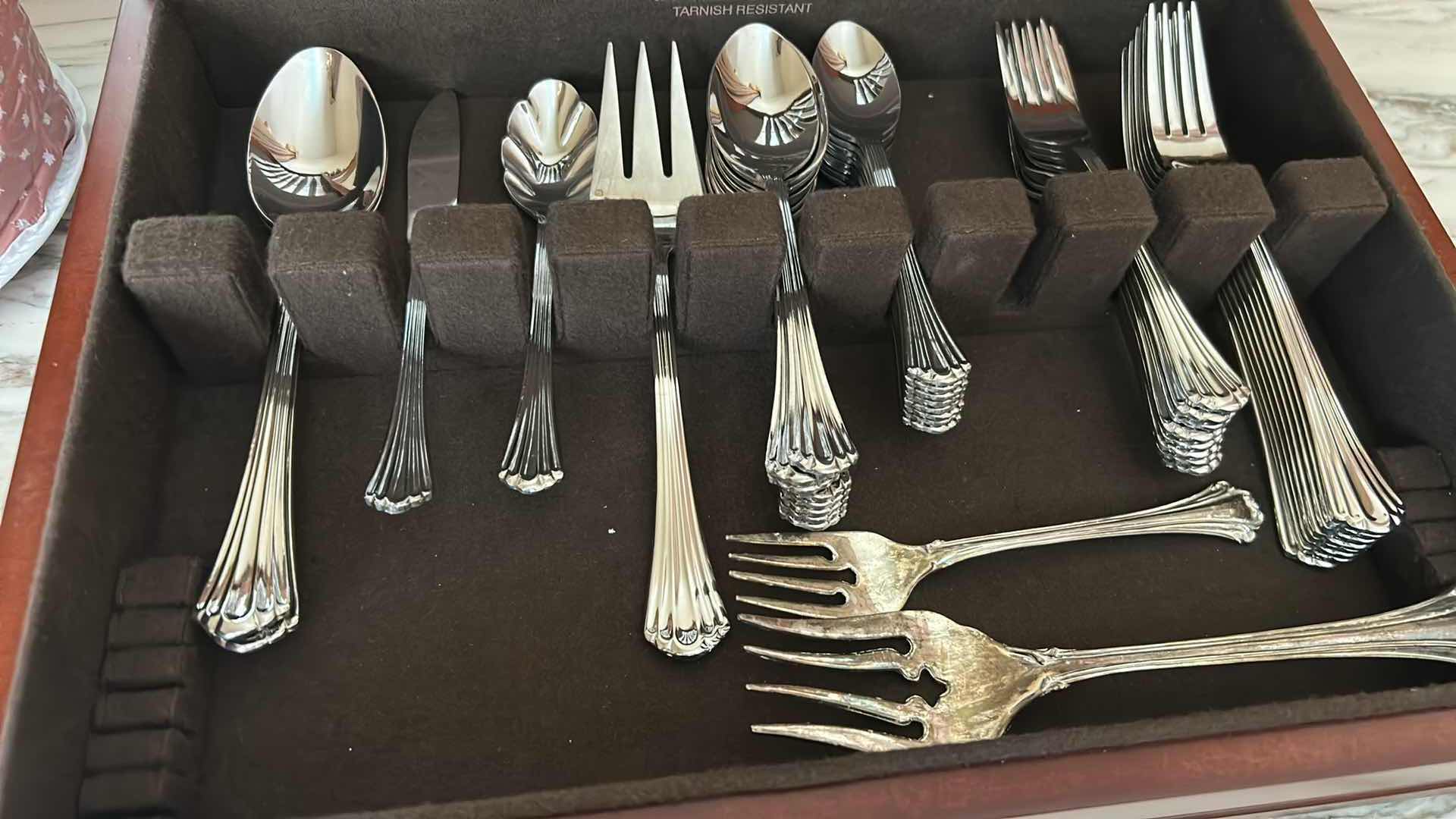 Photo 1 of REED & BARTON 18th CENTURY SILVER-PLATED FLATWARE IN CASE