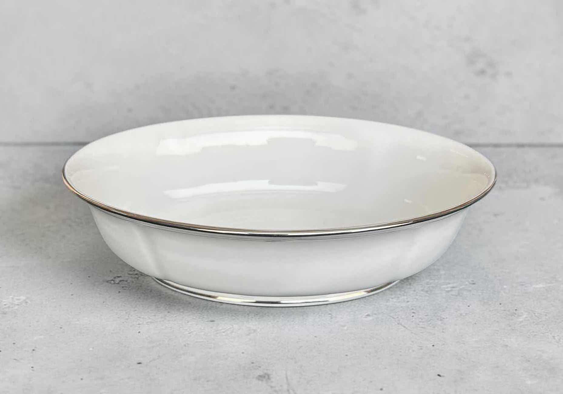 Photo 1 of LENOX "ERIN" DEBUT COLLECTION SERVING BOWL FINE CHINA 10"
