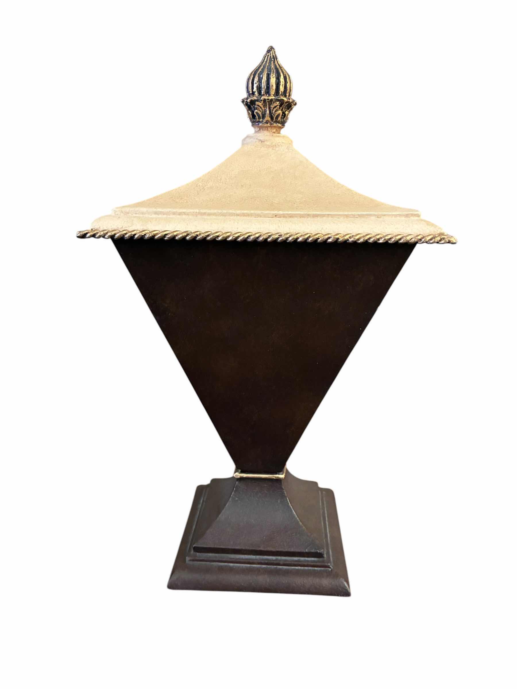 Photo 1 of DIECAST URN W LID H17”