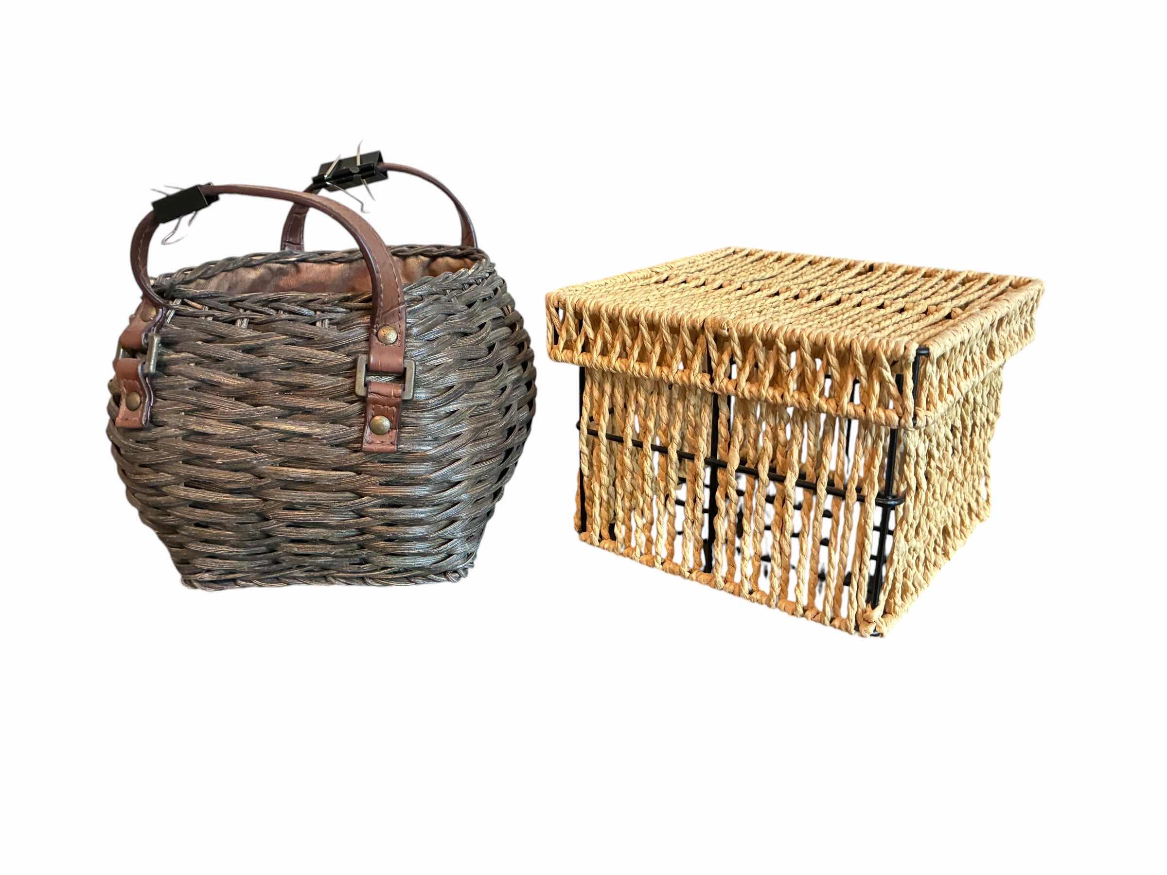 Photo 1 of DESKTOP STATIONARY BASKET CADDIES (2) 6“ X 5“
