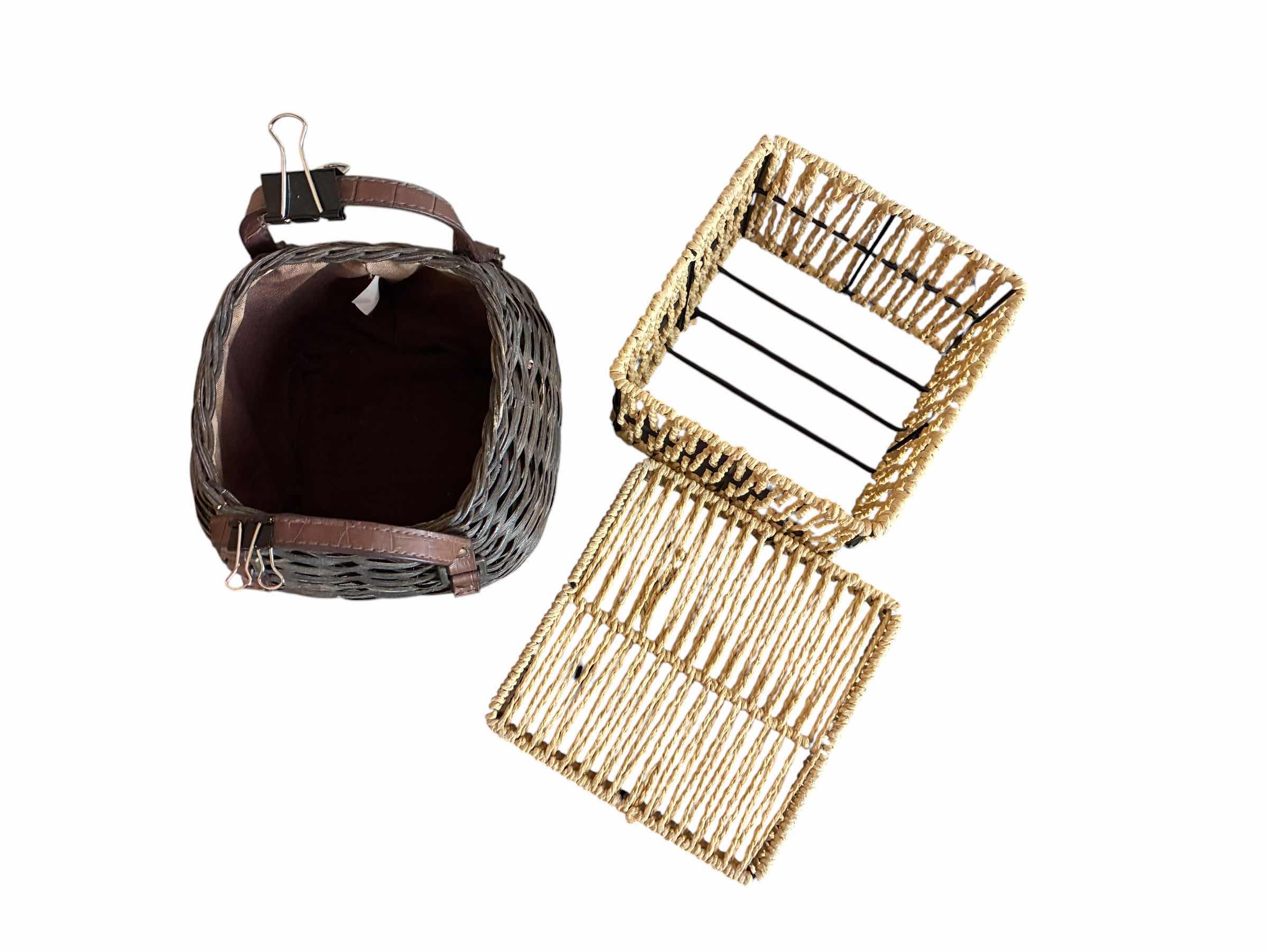 Photo 1 of DESKTOP STATIONARY BASKET CADDIES (2) 6“ X 5“
