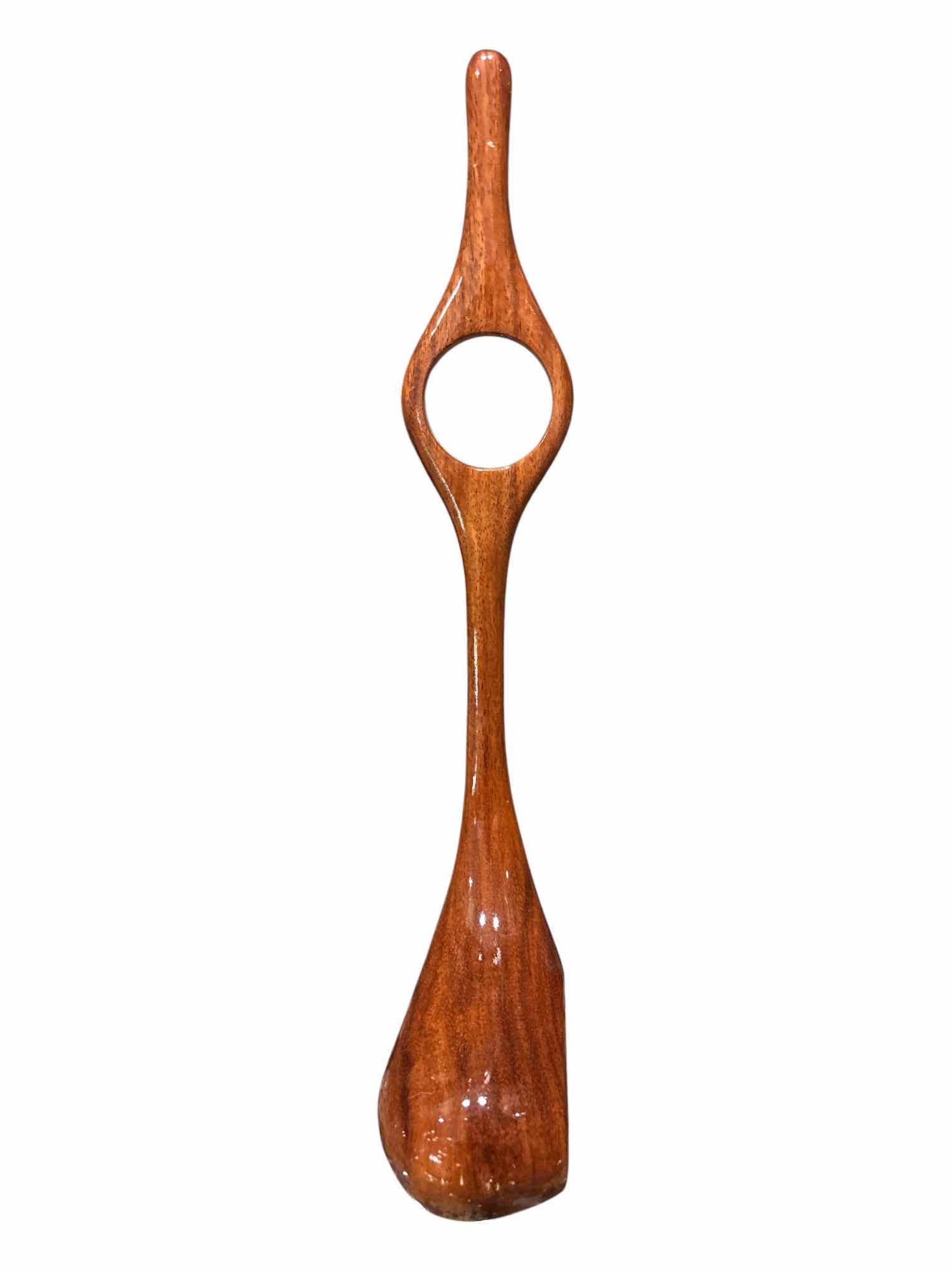 Photo 1 of SOLID WOOD GOLF CLUB WINE BOTTLE HOLDER/STAND $50