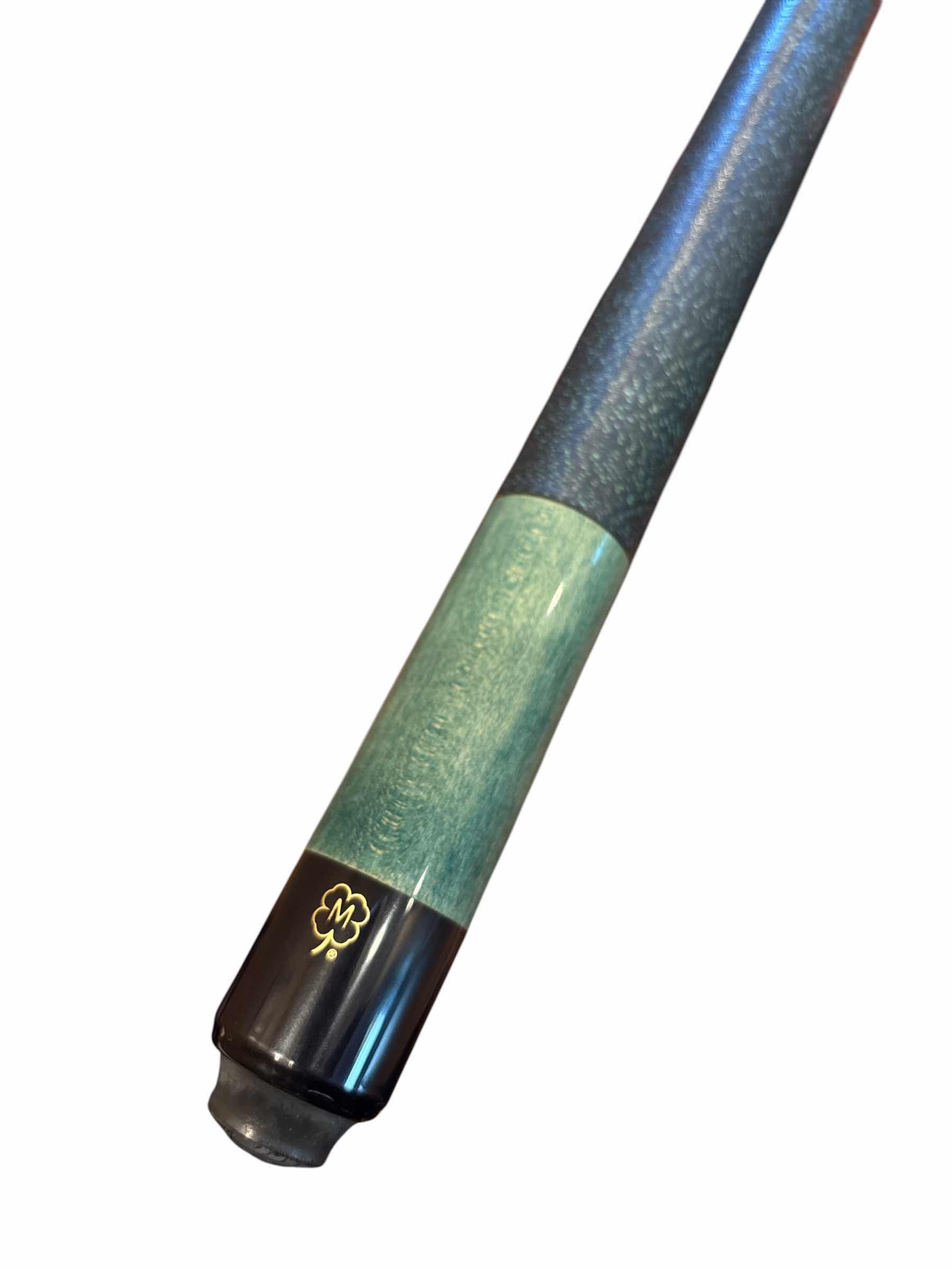 View 2 of MCDERMOTT GS-SERIES POOL CUE W PRO SERIES HARD CASE (GS13) $350