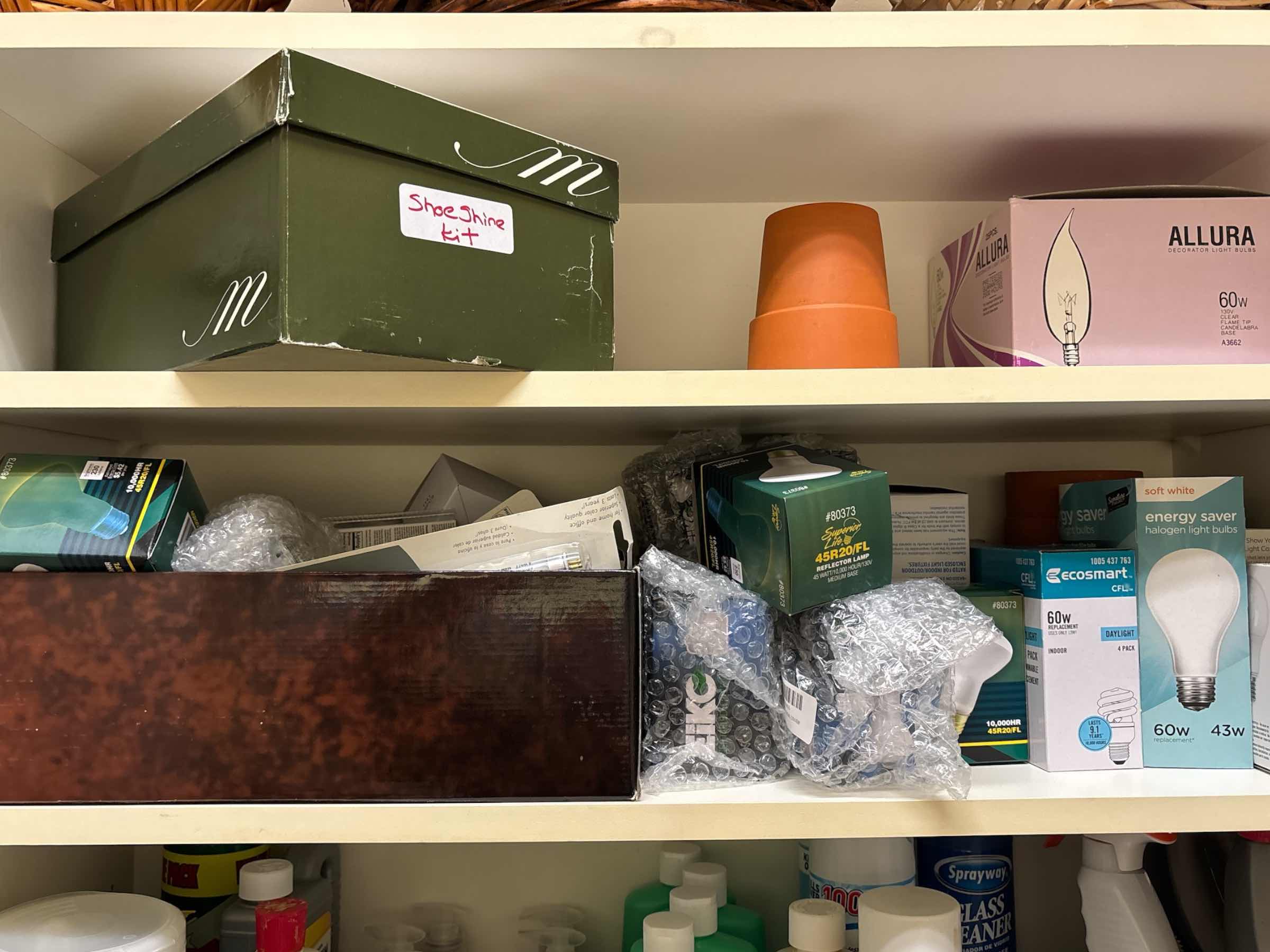 Photo 1 of CONTENTS OF CABINET