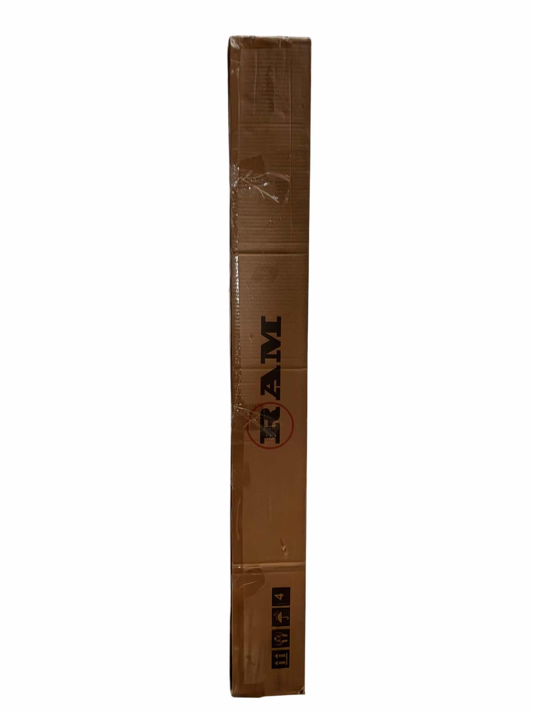 Photo 1 of RAM EZ3 STEEL IRON GOLF CLUB SET