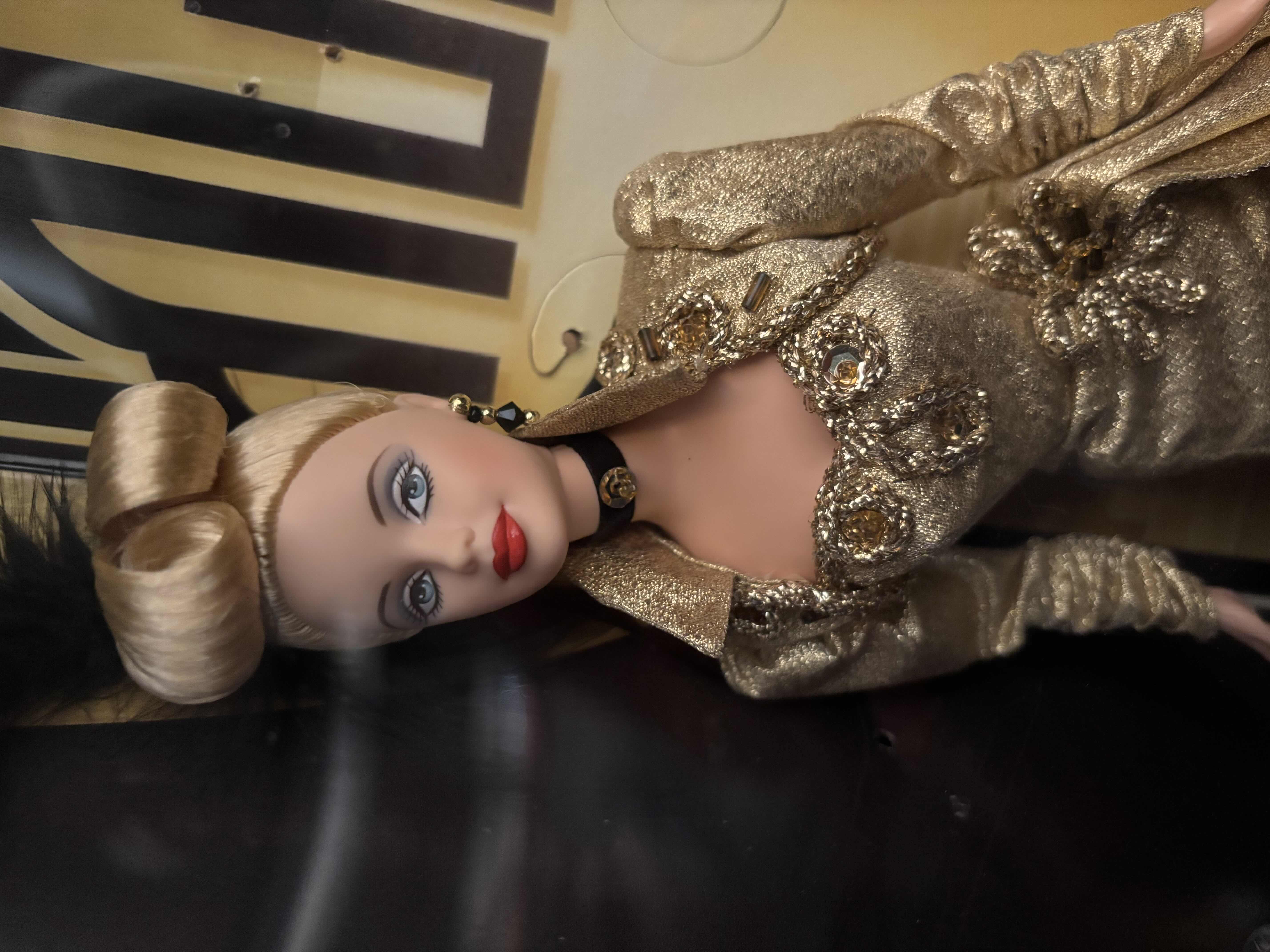 Photo 1 of GOLDEN HOLLYWOOD BARBIE IN ORIGINAL BOX