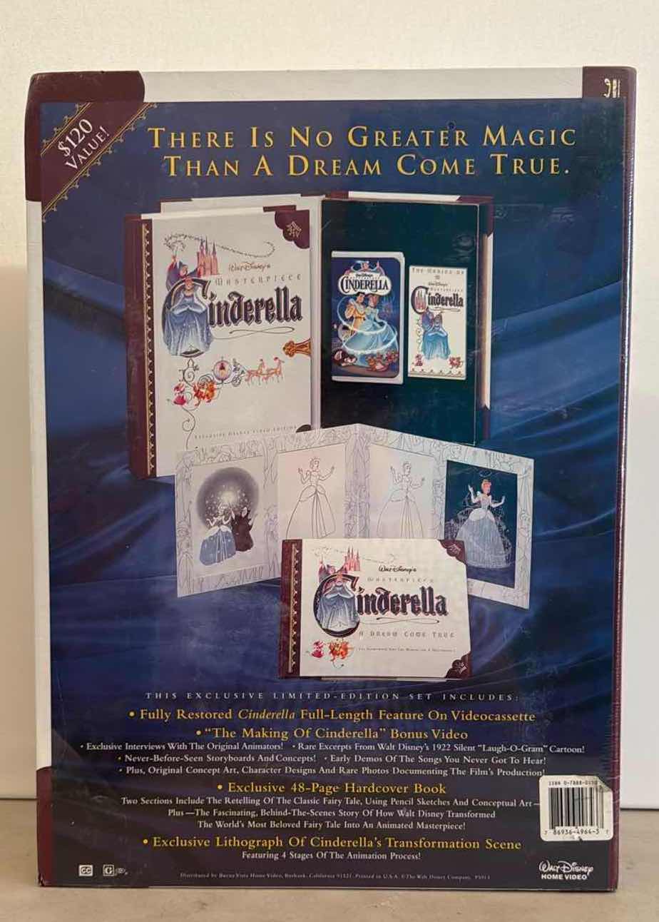 Photo 1 of NIB WALT DISNEY’S MASTERPIECE CINDERELLA VIDEOCASSETTE COLLECTORS ITEMS