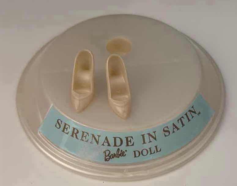 Photo 1 of VINTAGE COUTURE SERENADE IN SATIN BARBIE DOLL 12”H