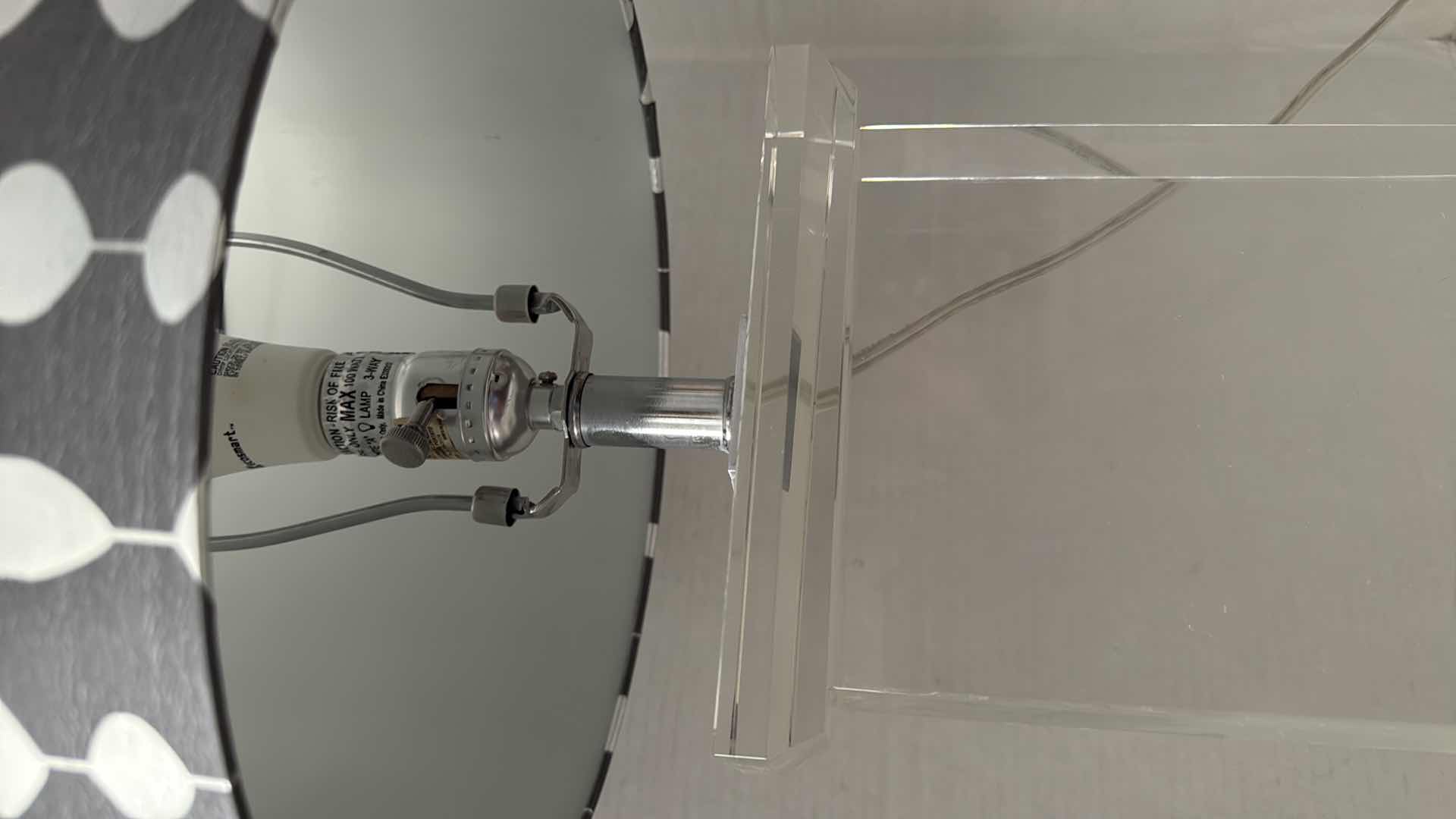 Photo 1 of HEAVY ACRYLIC TABLE LAMP W GREY MODERN SHADE H28”