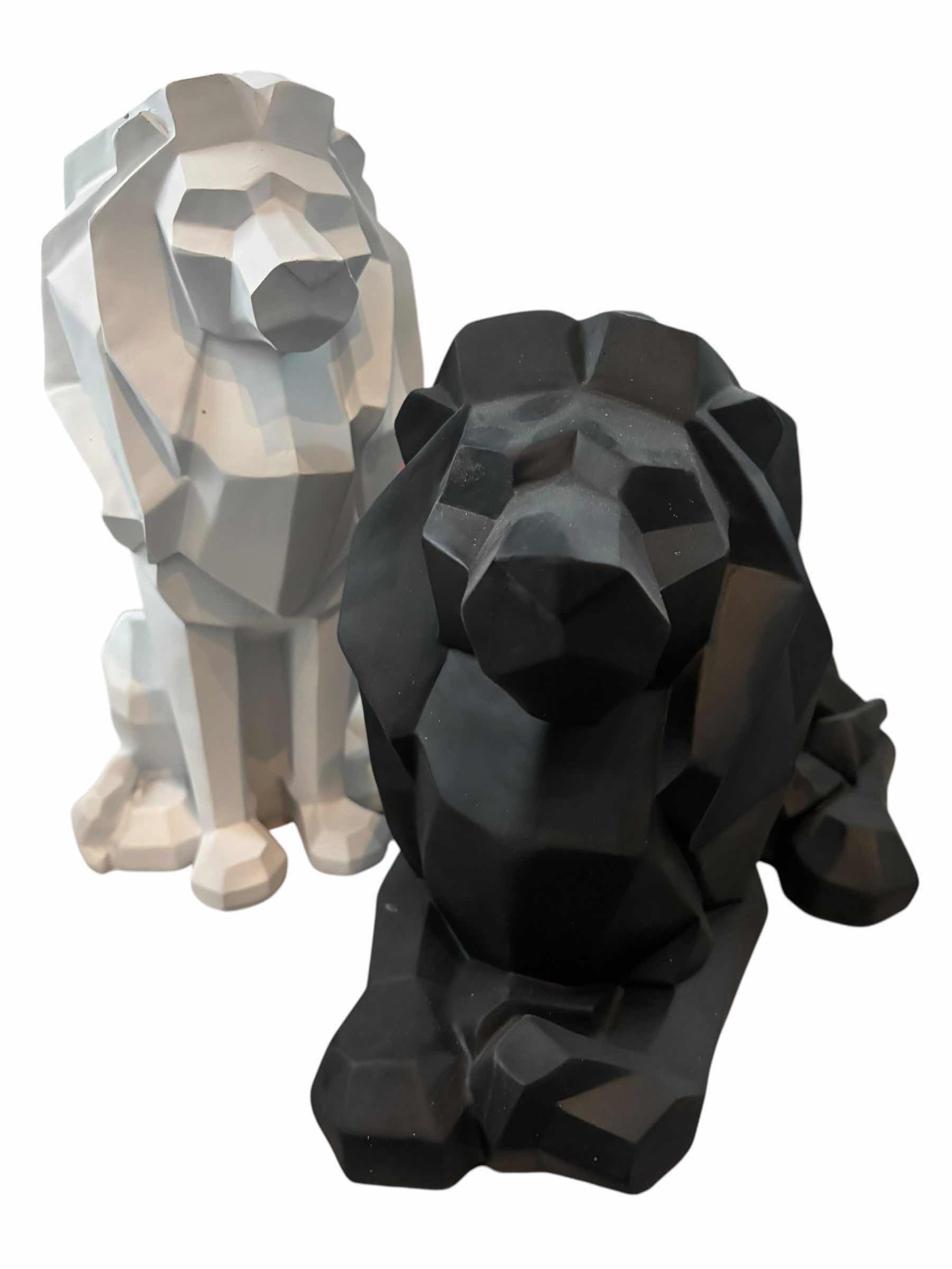 Photo 1 of TWO LION STATUES HOME DECOR H10”