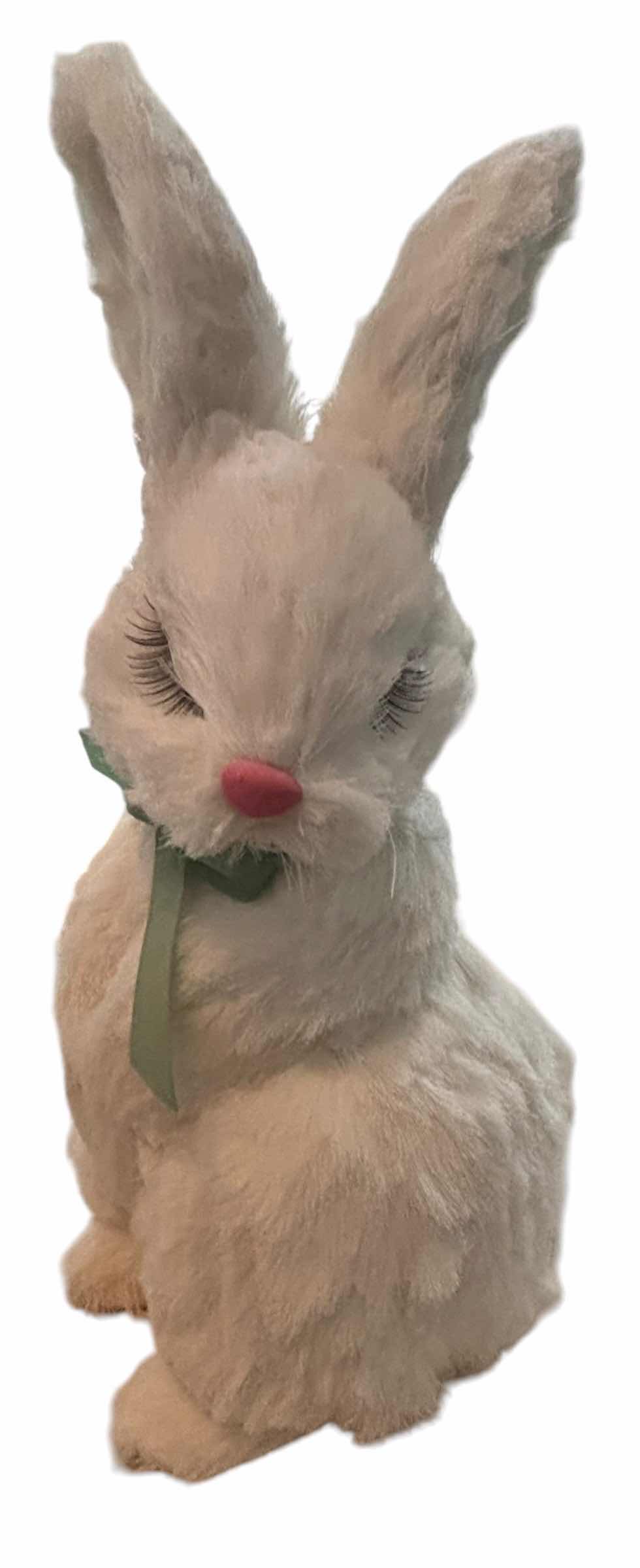 Photo 1 of WHITE FOX, POLAR BEARS & RABBIT HOME DECOR H16”
