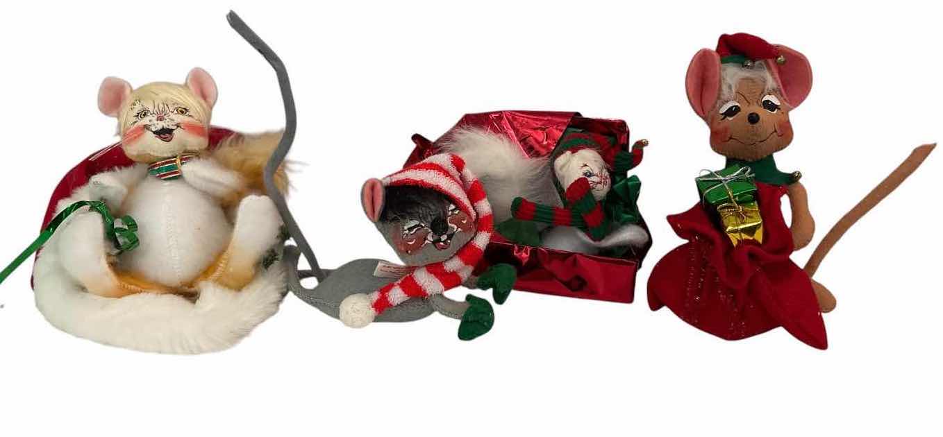 Photo 1 of 4-PCS VINTAGE ANNALEE CHRISTMAS MOUSE HOLIDAY FIGURES H5”