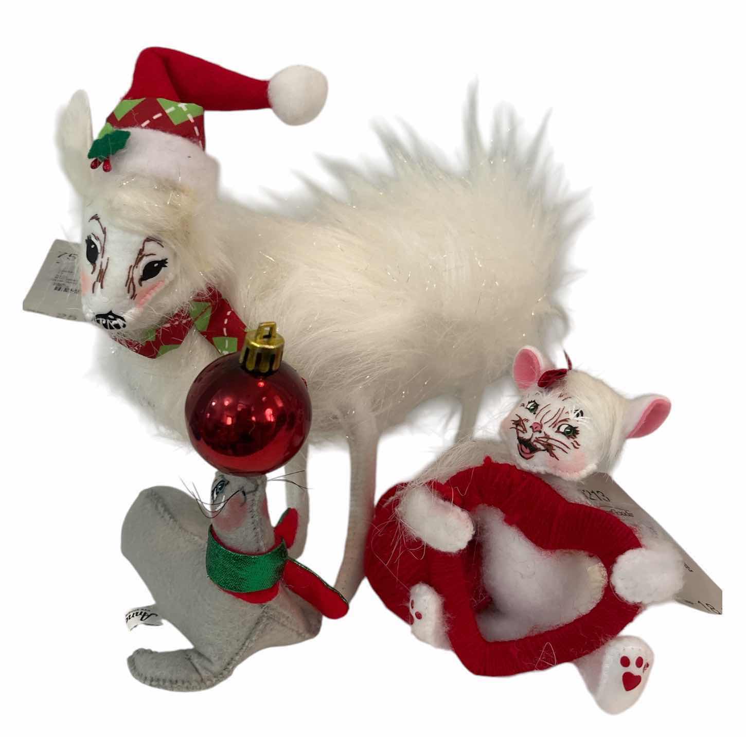 Photo 1 of 5-PCS ANNALEE CHRISTMAS & VALENTINES MICE & ANIMAL HOLIDAY FIGURE COLLECTION H8.5”