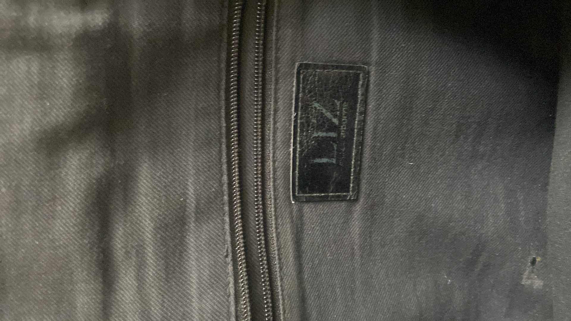Photo 1 of WOMEN’S HANDBAGS (3)