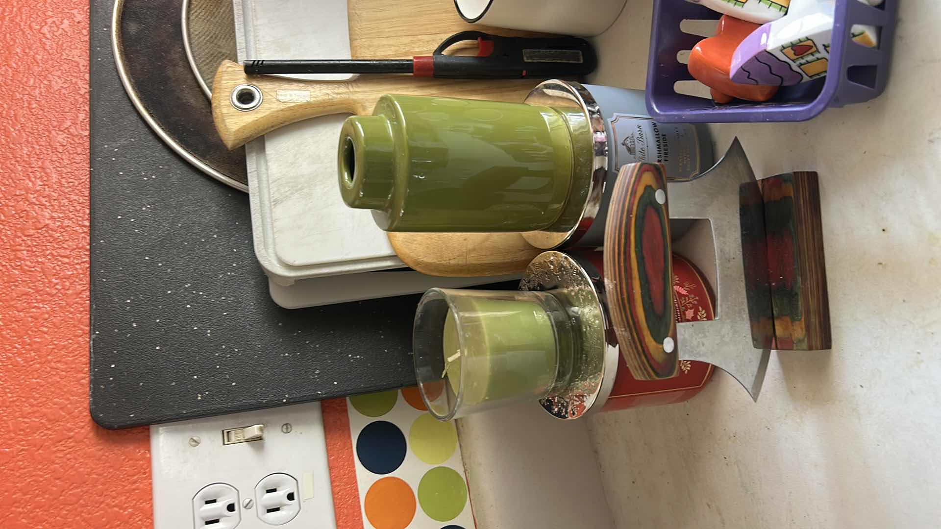 Photo 1 of KITCHEN ITEMS
